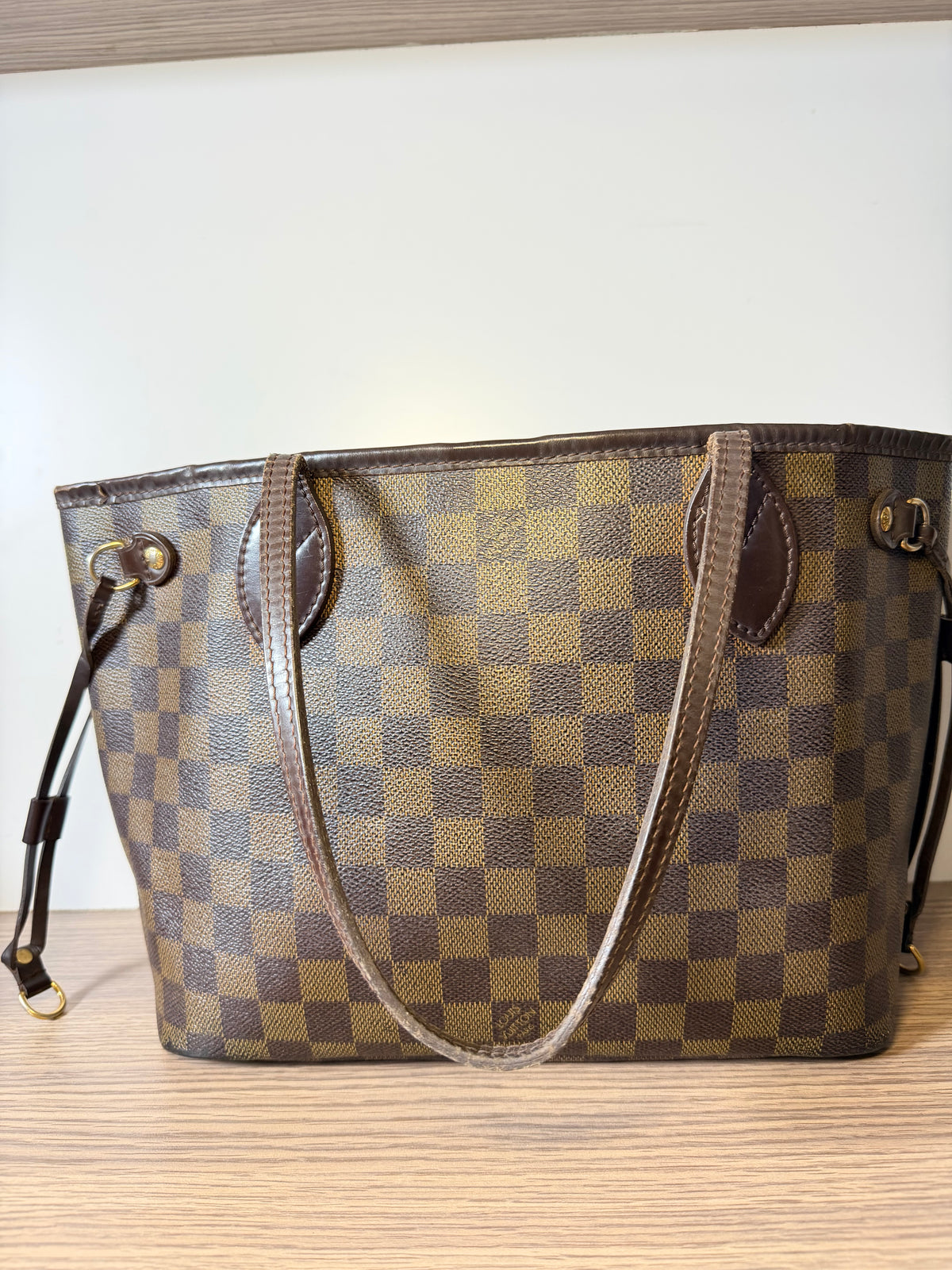 Louis Vuitton Damier Ebene Neverfull PM – Red Limited Edition Interior