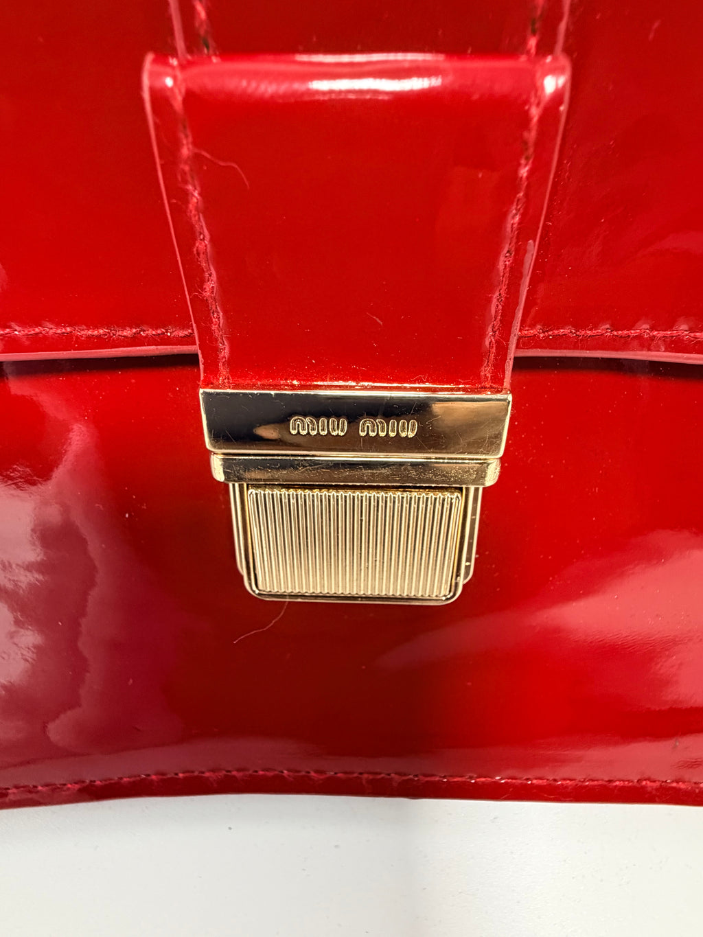 MIU MIU Red Patent Leather Clutch – High Gloss Statement
