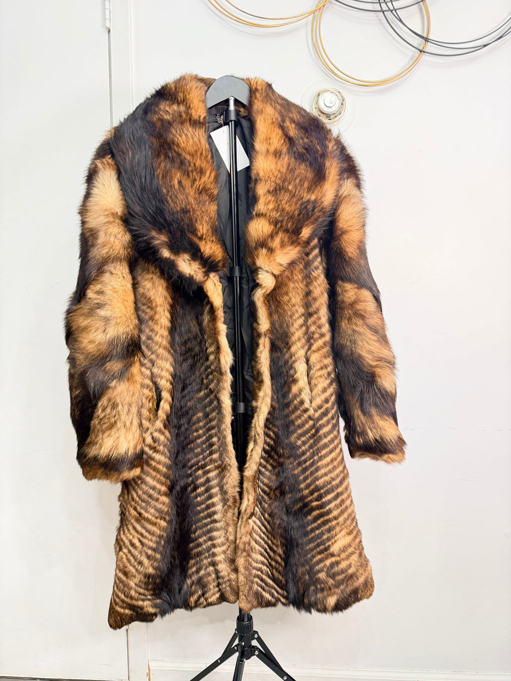 Vintage Fox Fur Statement Coat – Chevron Pattern, Size 1X