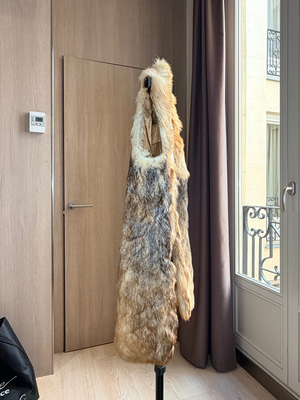 Vintage Golden Shadow Fox Fur Vest – Small -041