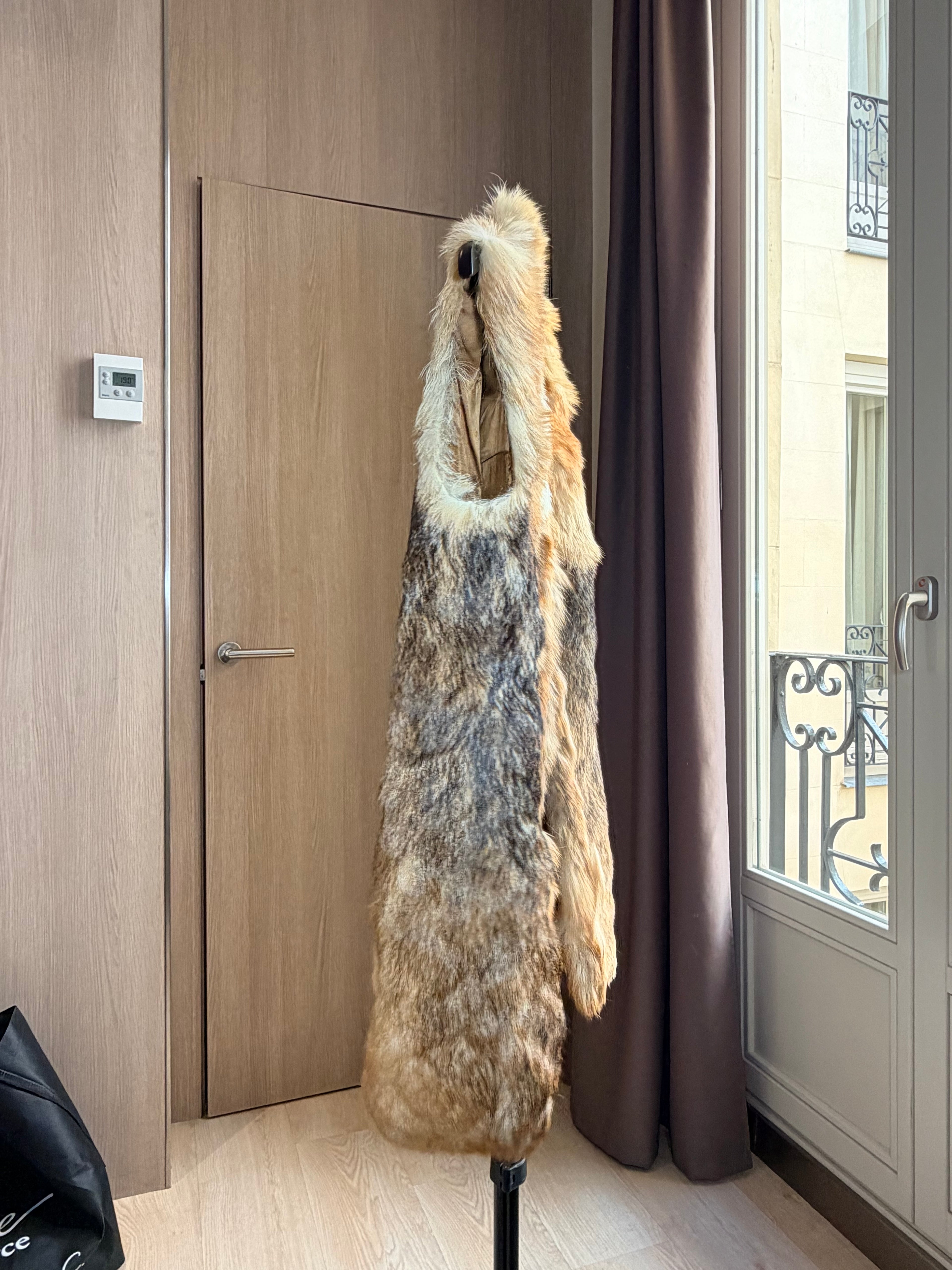 Vintage Golden Shadow Fox Fur Vest – Small -041