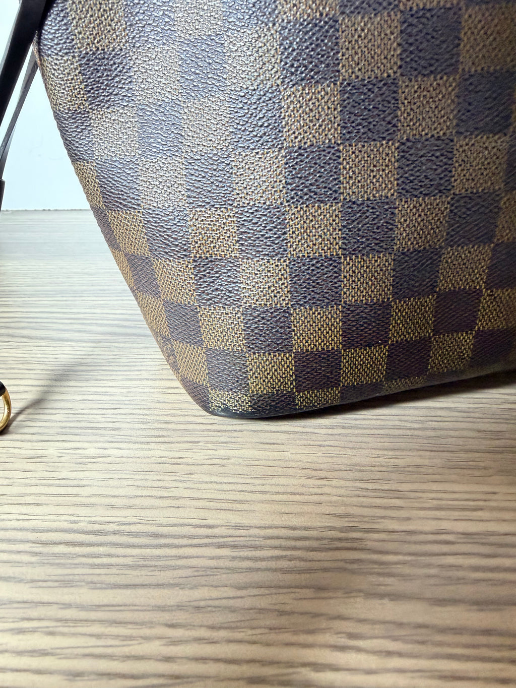 Louis Vuitton Damier Ebene Neverfull PM – Red Limited Edition Interior