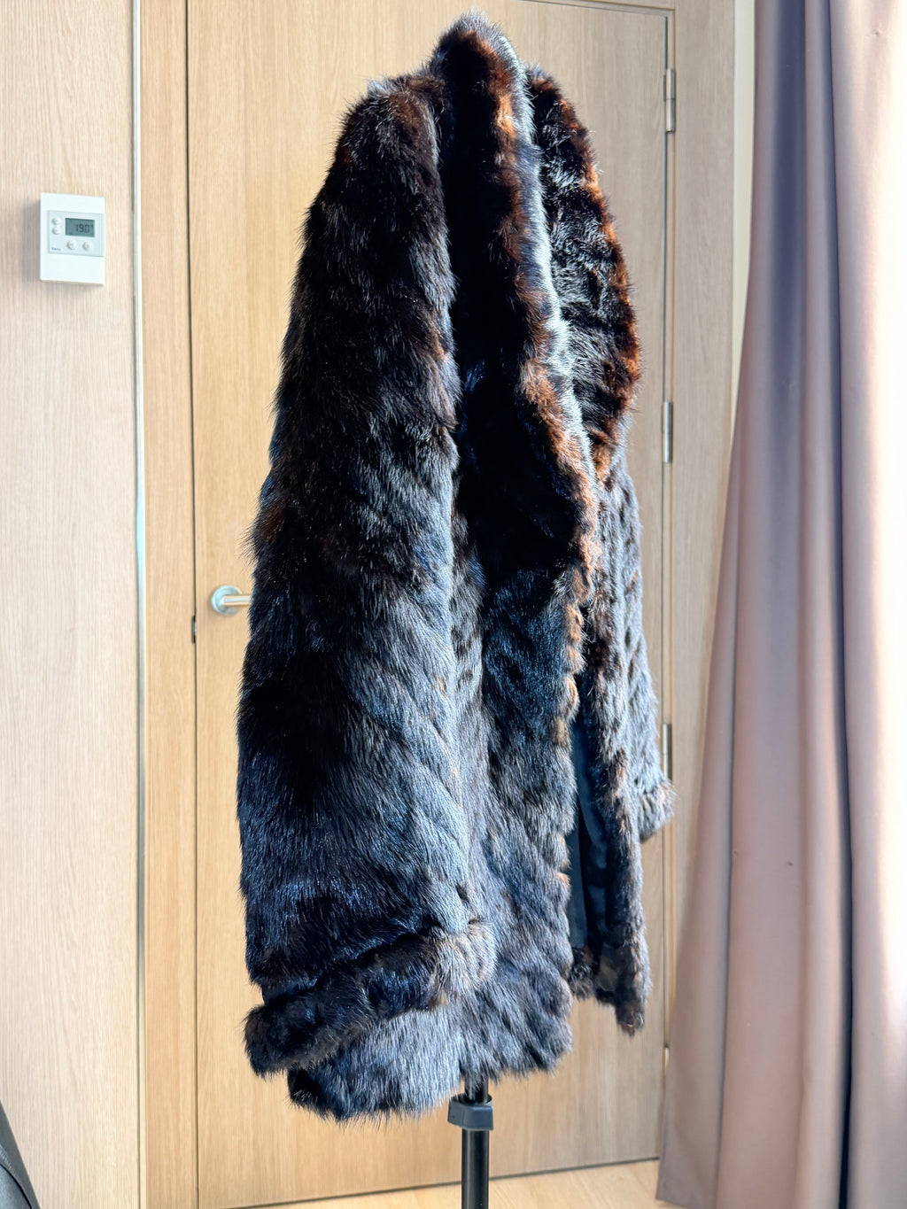 Vintage Dark Brown Sheared Beaver Fur Coat – Large - 026