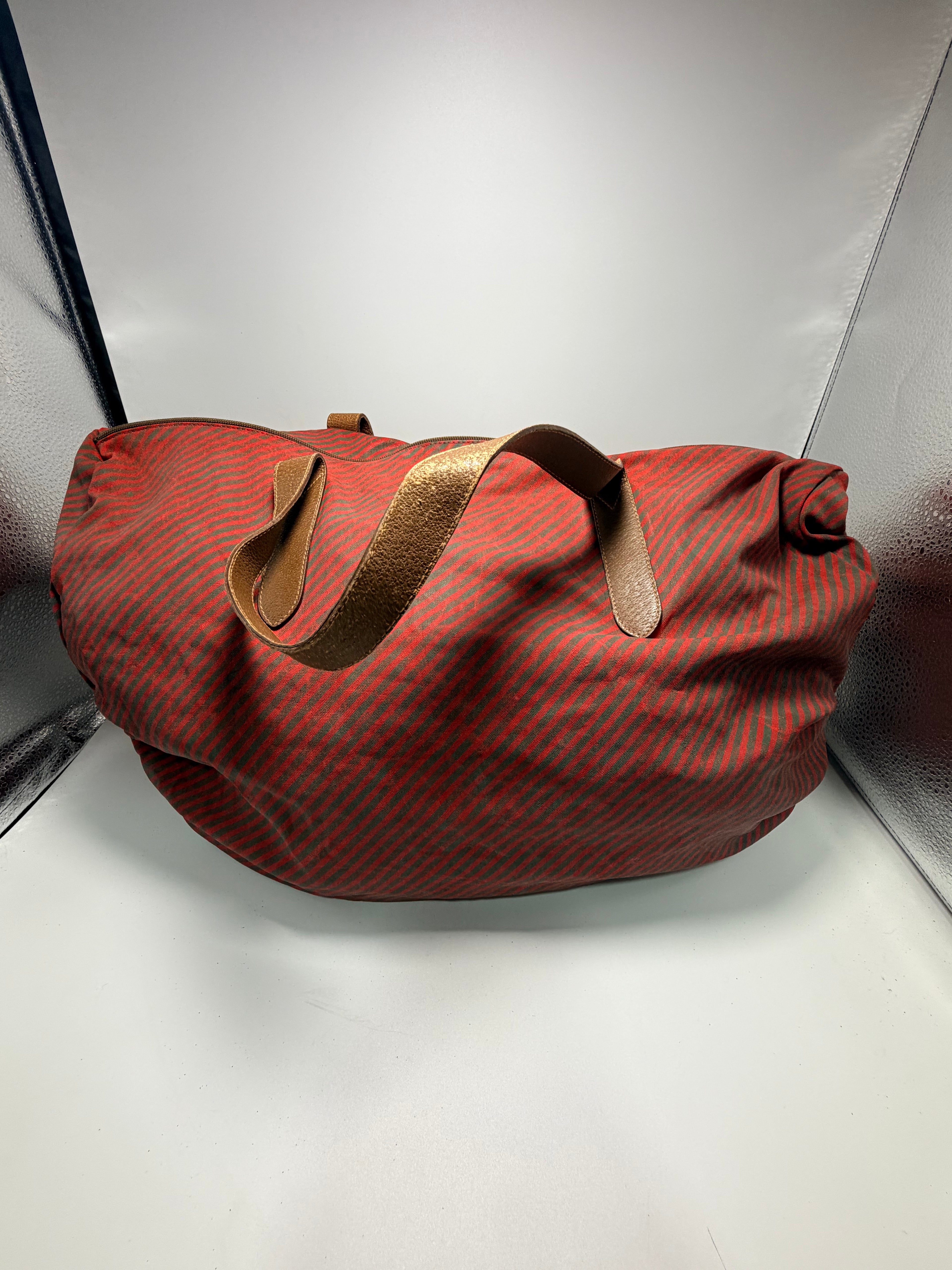 GUCCI Vintage Nylon Duffle Bag – Red & Green Stripe