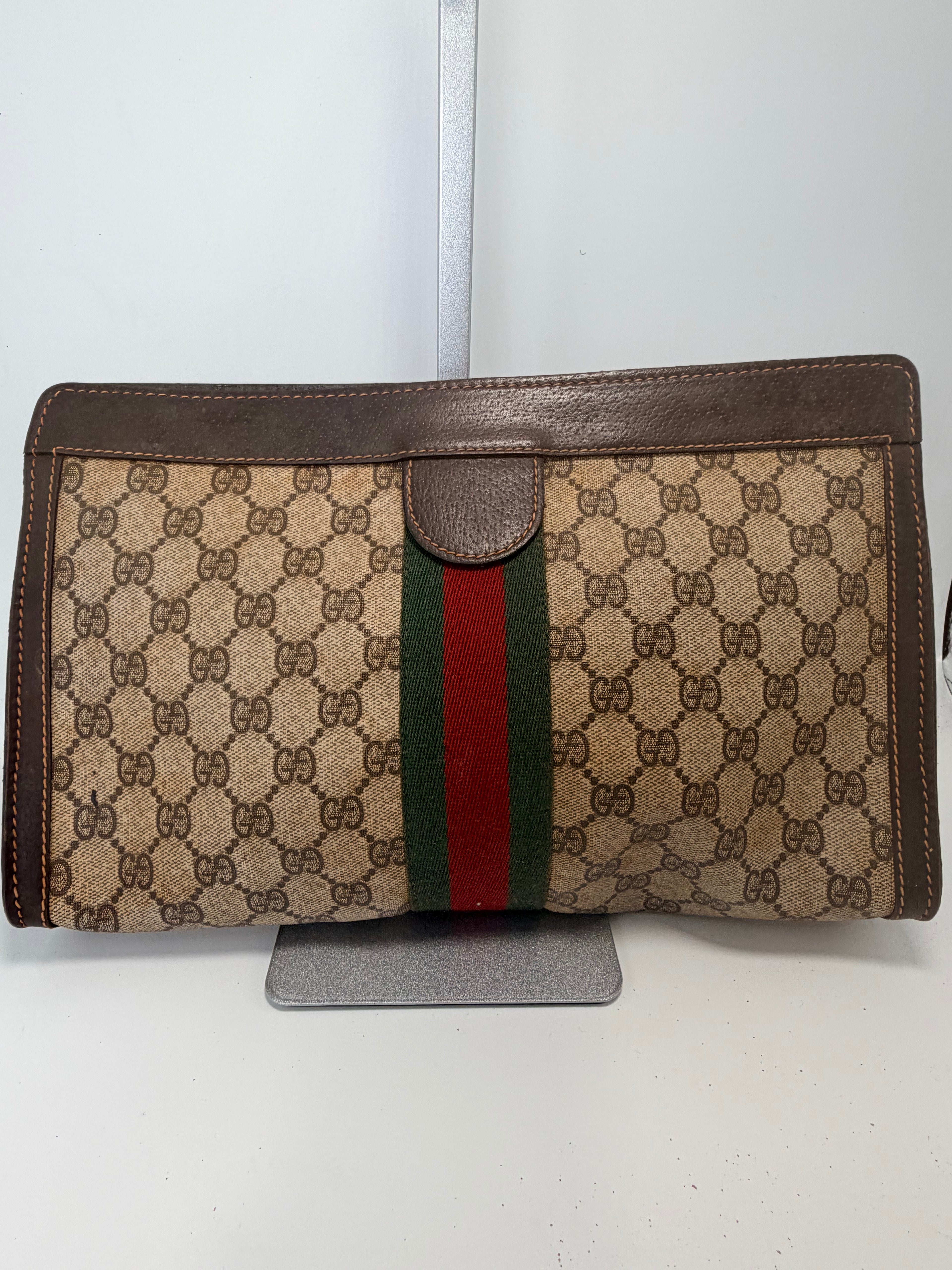 GUCCI GG Supreme Web Clutch (Large)