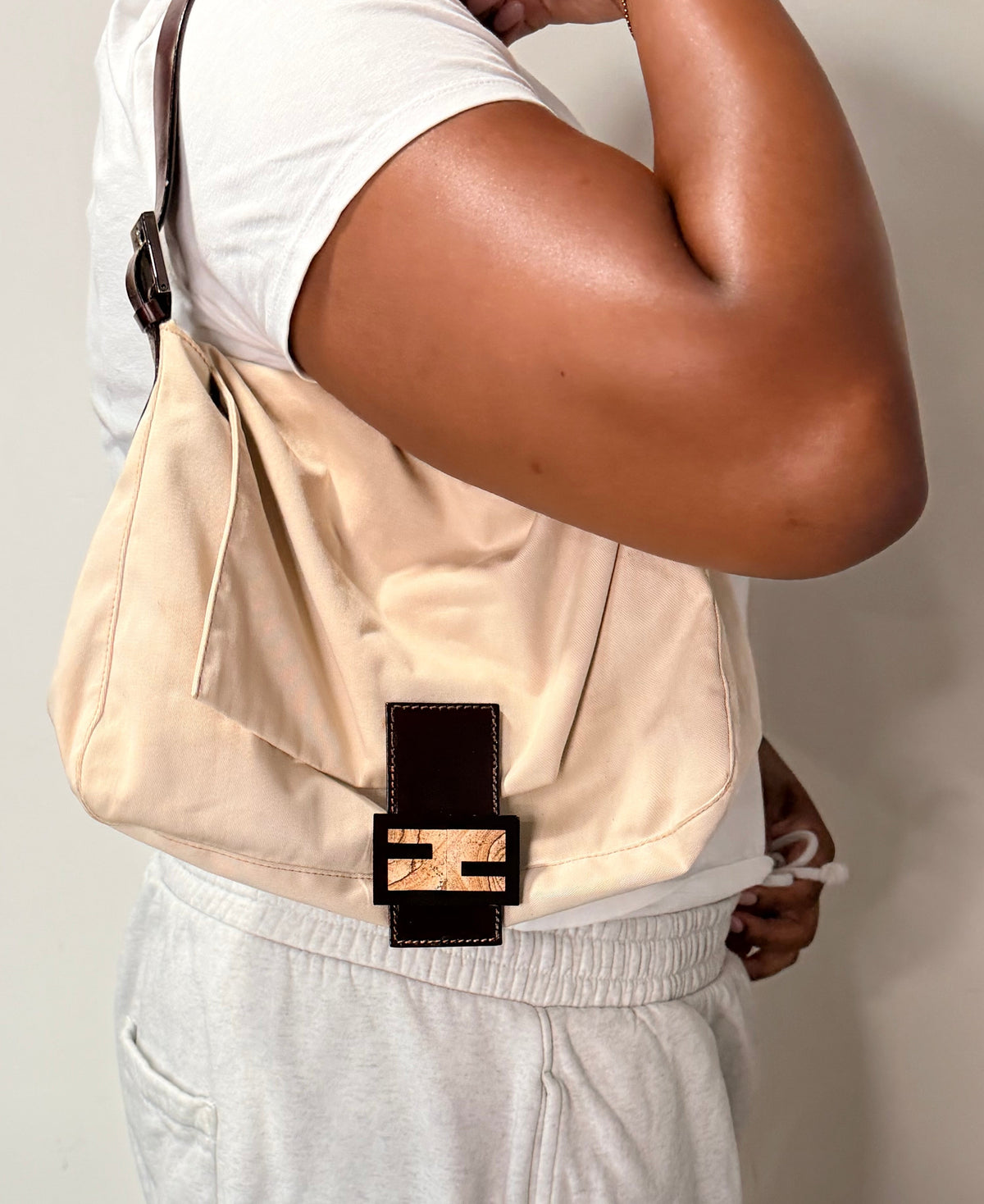 Fendi Mama Baguette – Ivory