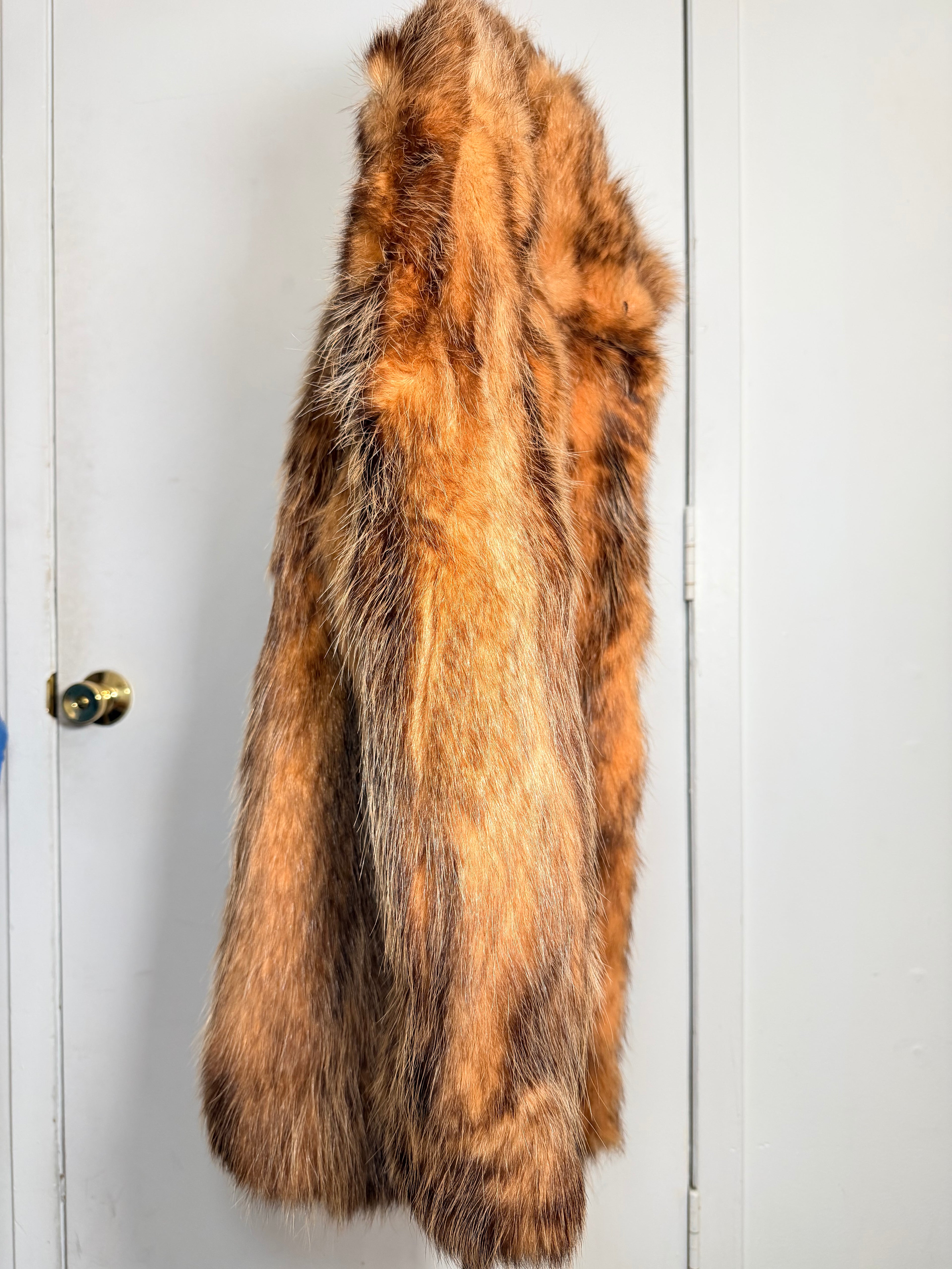Vintage Golden Brown Raccoon Fur Coat – Large 038
