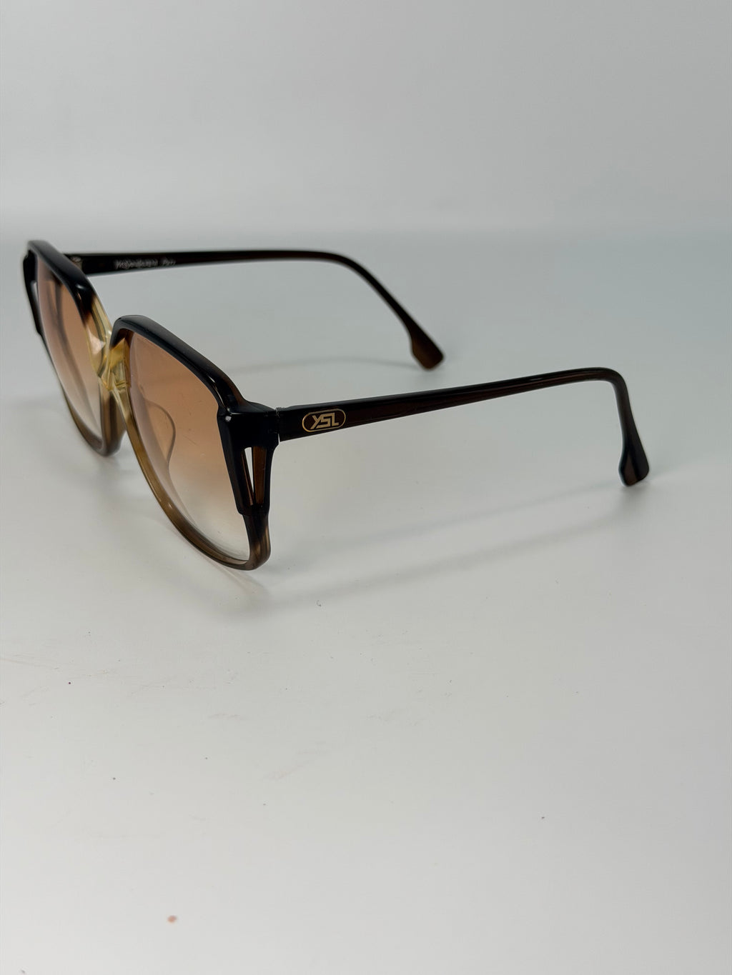 Yves Saint Laurent (YSL) Oversized Sunglasses