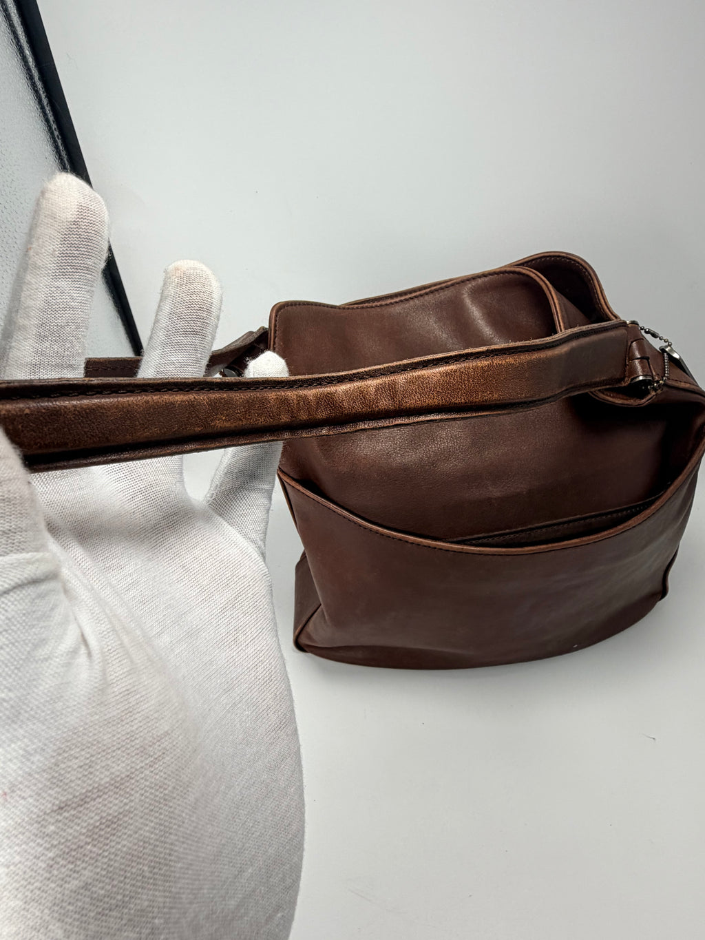Coach Vintage Leather Shoulder Bag – Brown