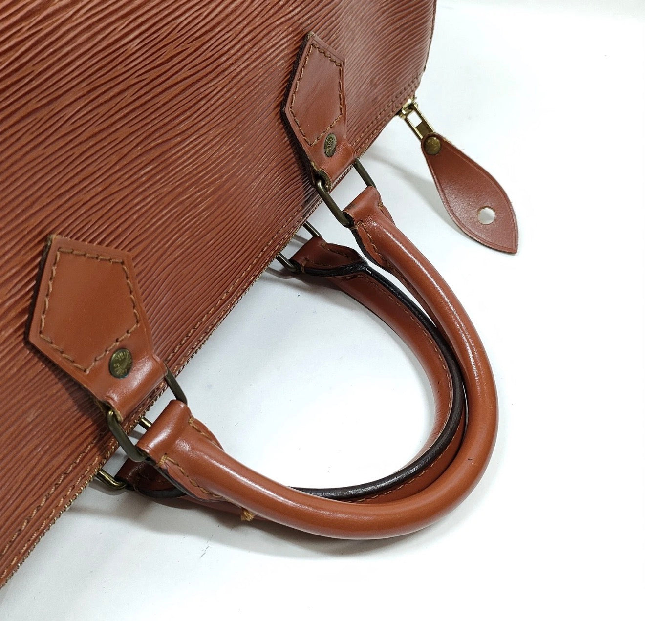 Louis Vuitton Epi Speedy 30 – Kenyan Brown