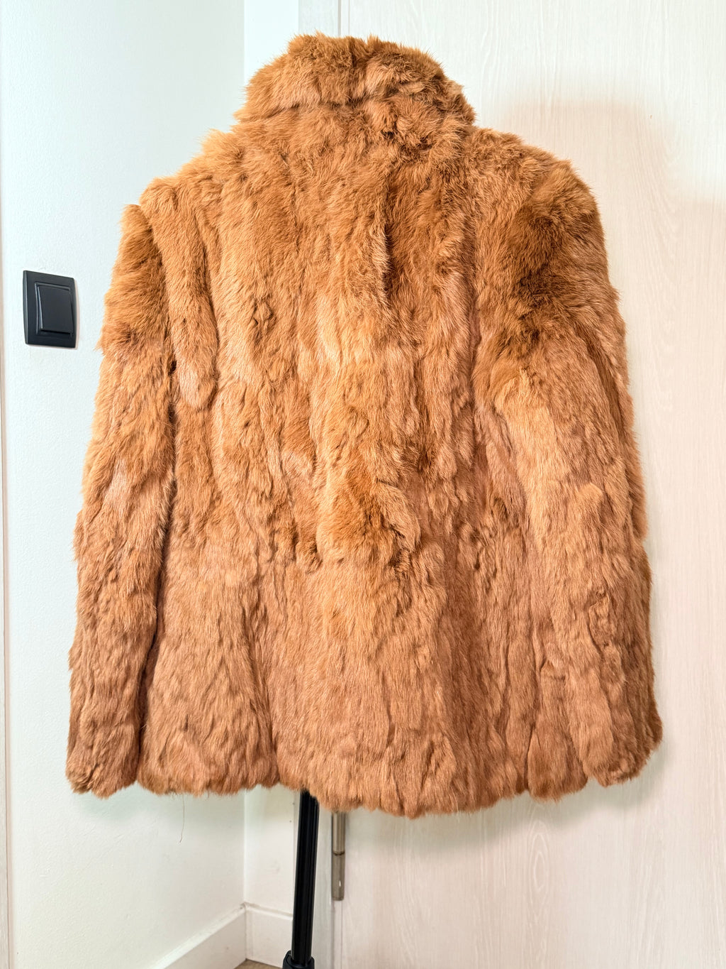 Vintage Real Fox Fur Coat – Warm Ginger Brown (Small / Medium)