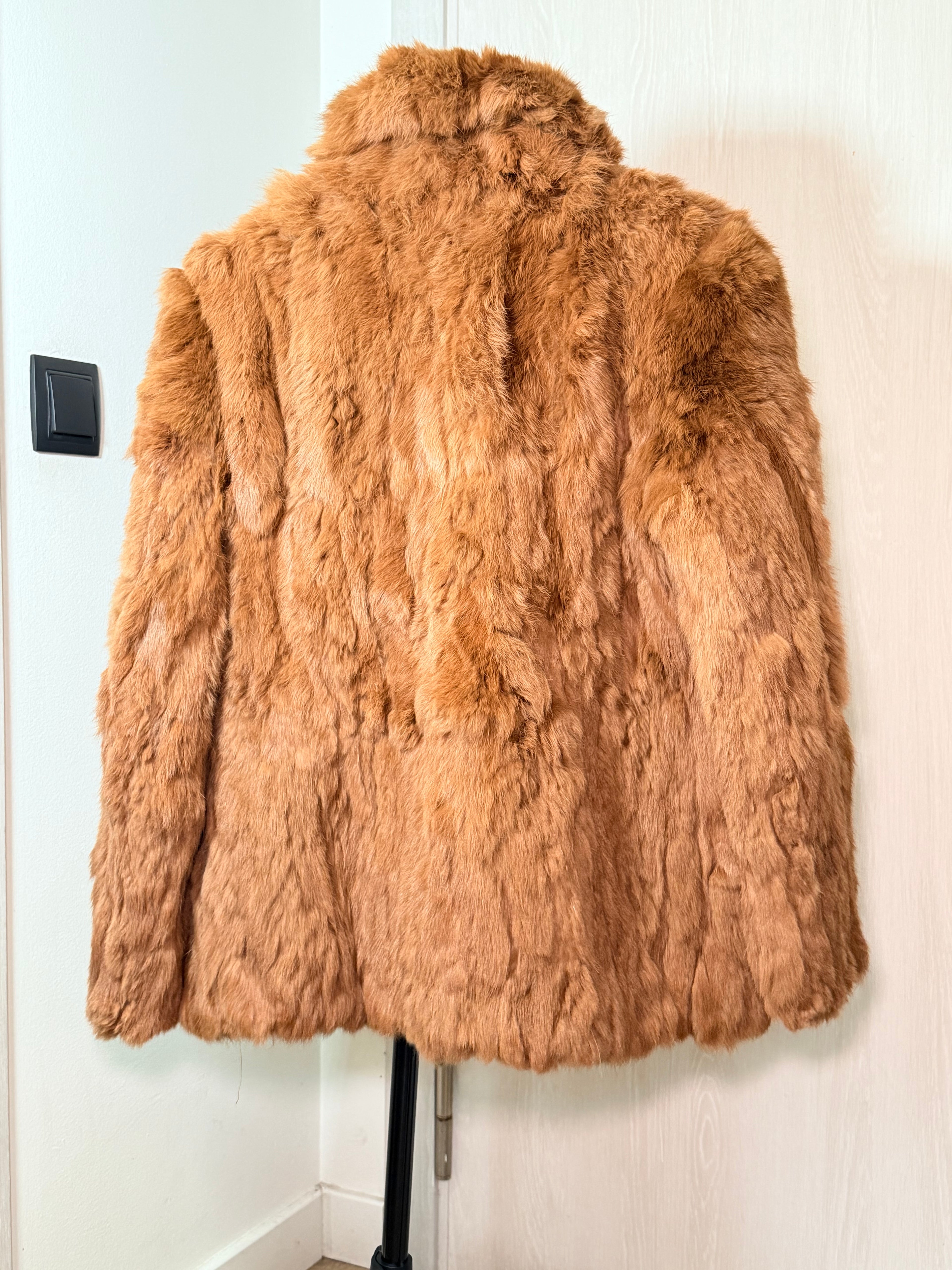 Vintage Real Fox Fur Coat – Warm Ginger Brown (Small / Medium)