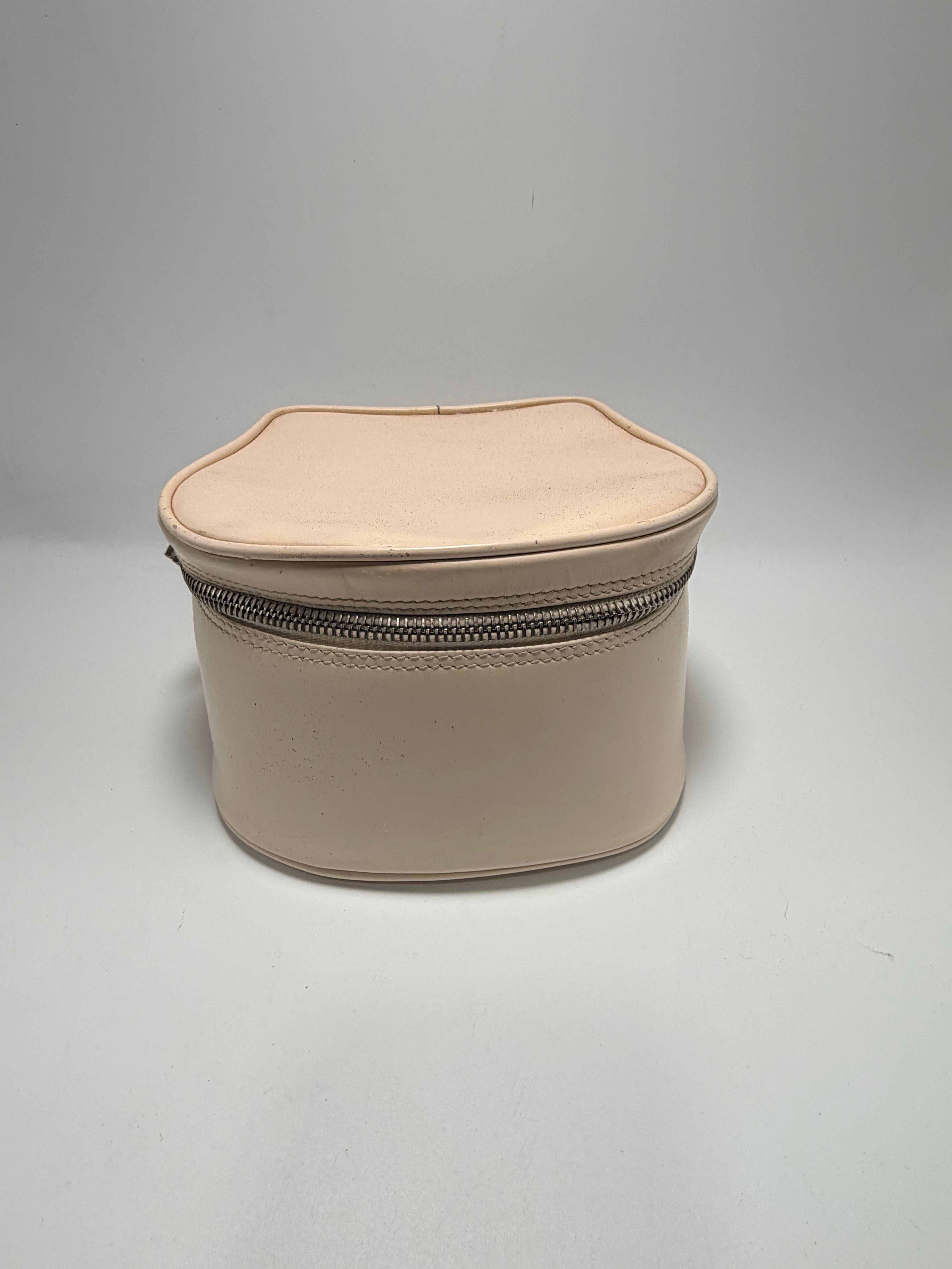 Vintage GUCCI Leather Vanity Case – Cream