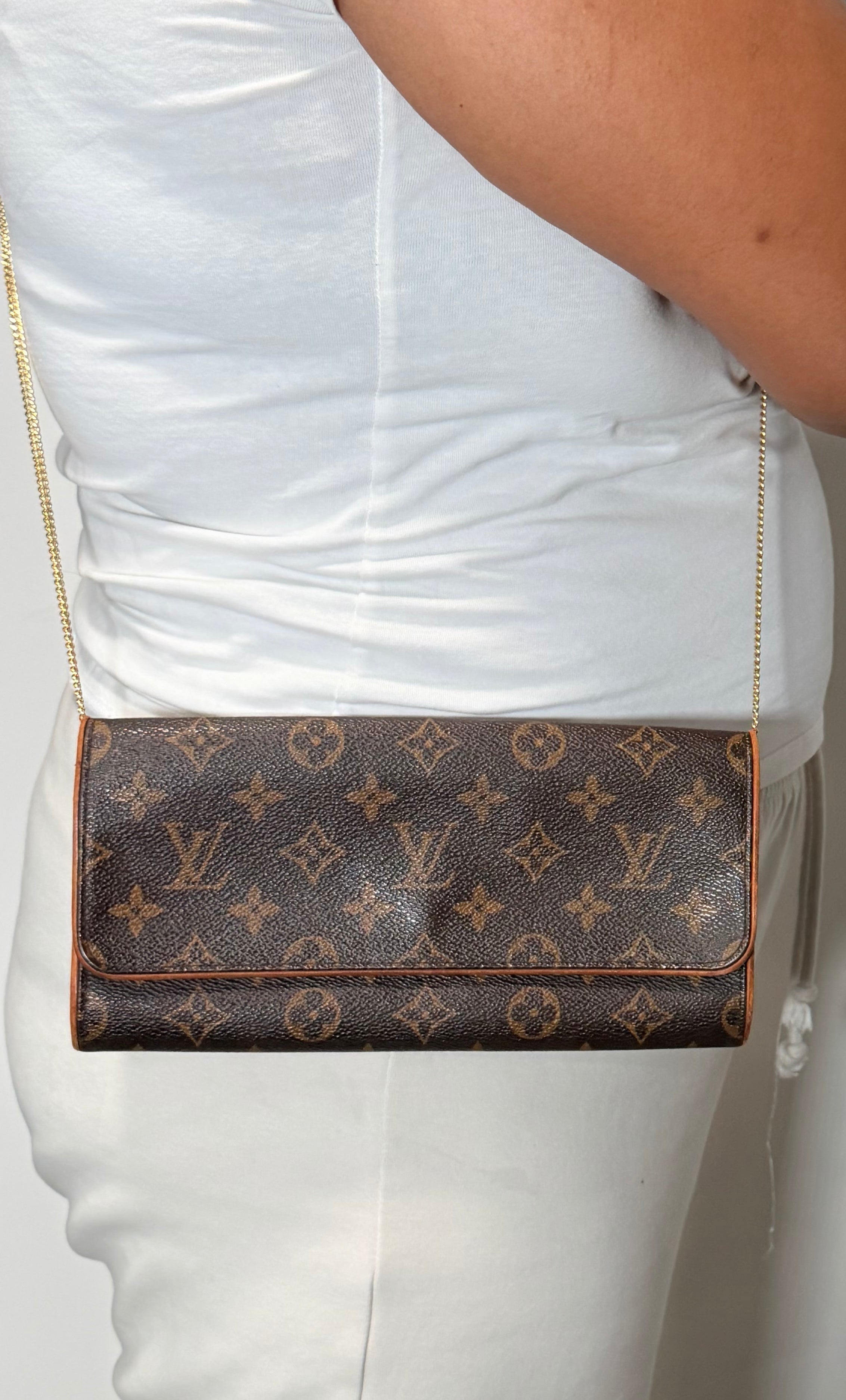 Louis Vuitton Monogram Pochette Twin GM