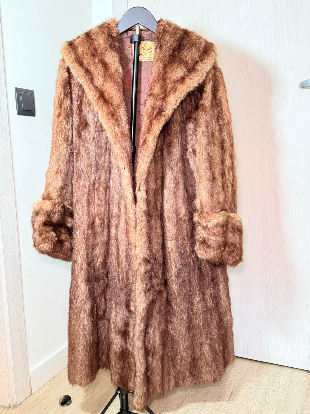 Vintage Real Mink Fur Full-Length Coat – Classic Brown Shawl Collar (Large / XL)