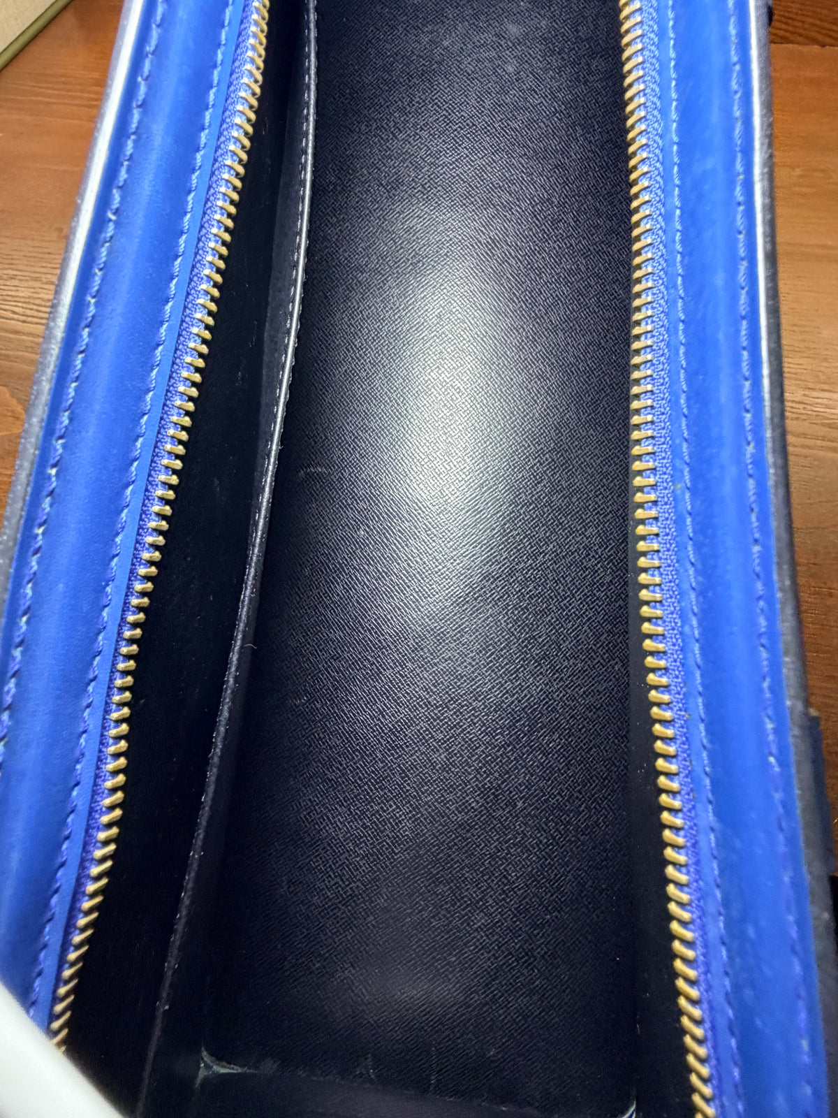 Louis Vuitton Vintage Sac Triangle – Toledo Blue Epi Leather