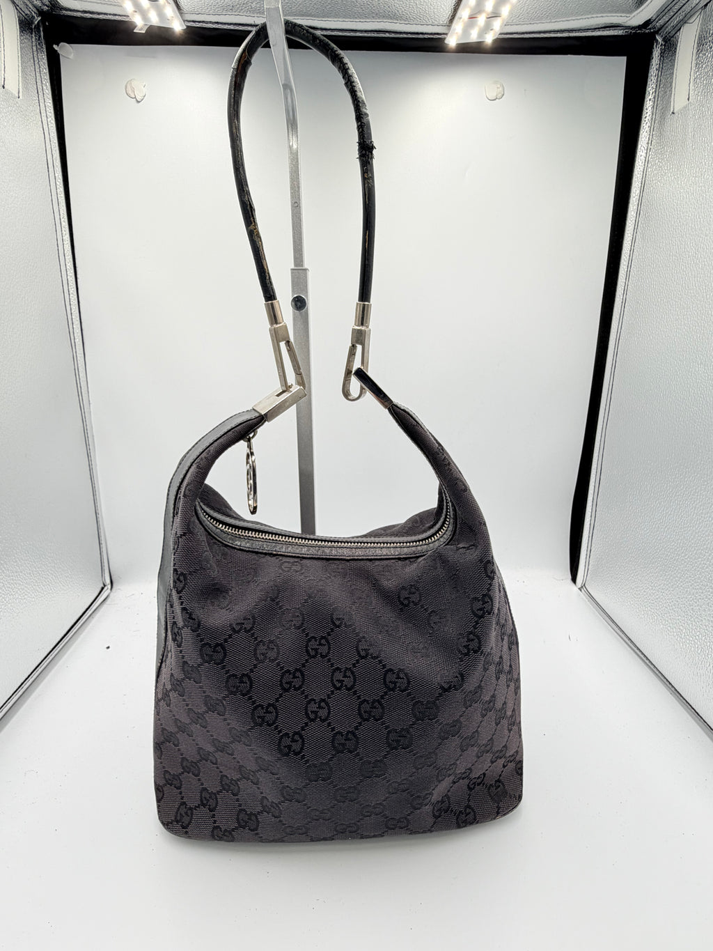 Gucci GG Canvas Shoulder Bag (Navy Blue)