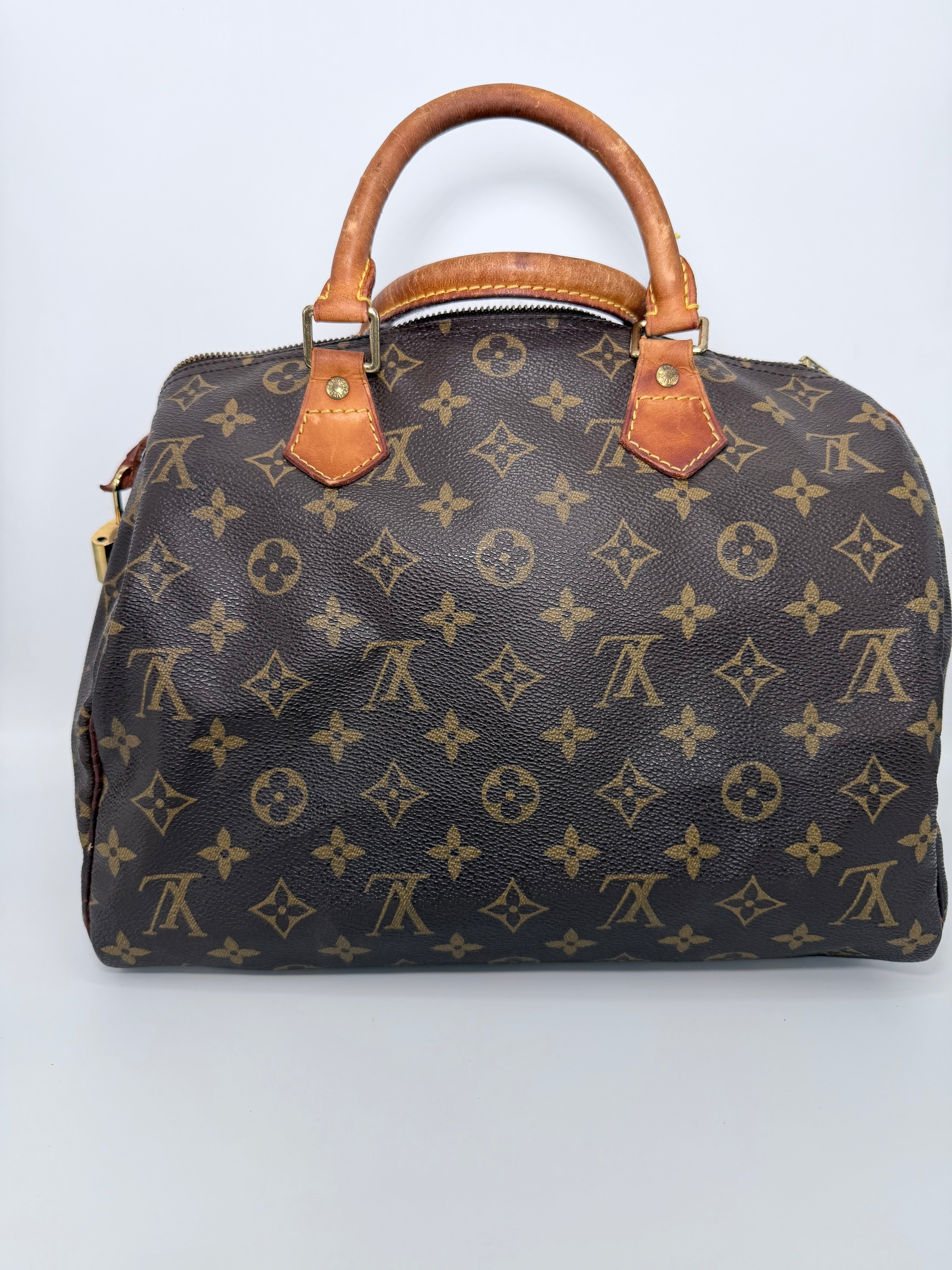 Louis Vuitton Speedy 30
