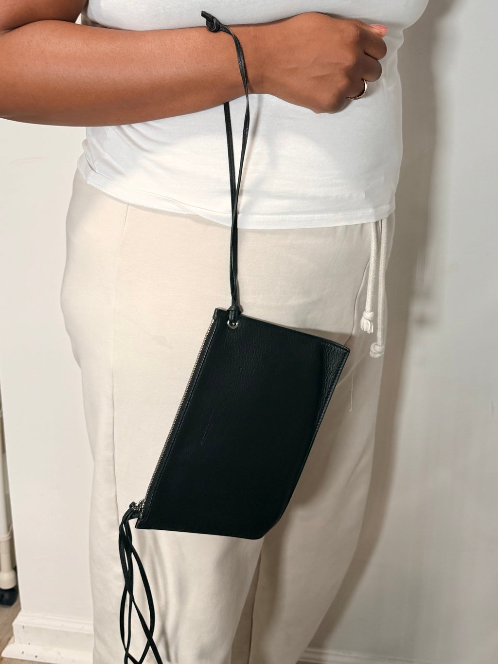 Balenciaga Leather Wristlet with Mirror – Black