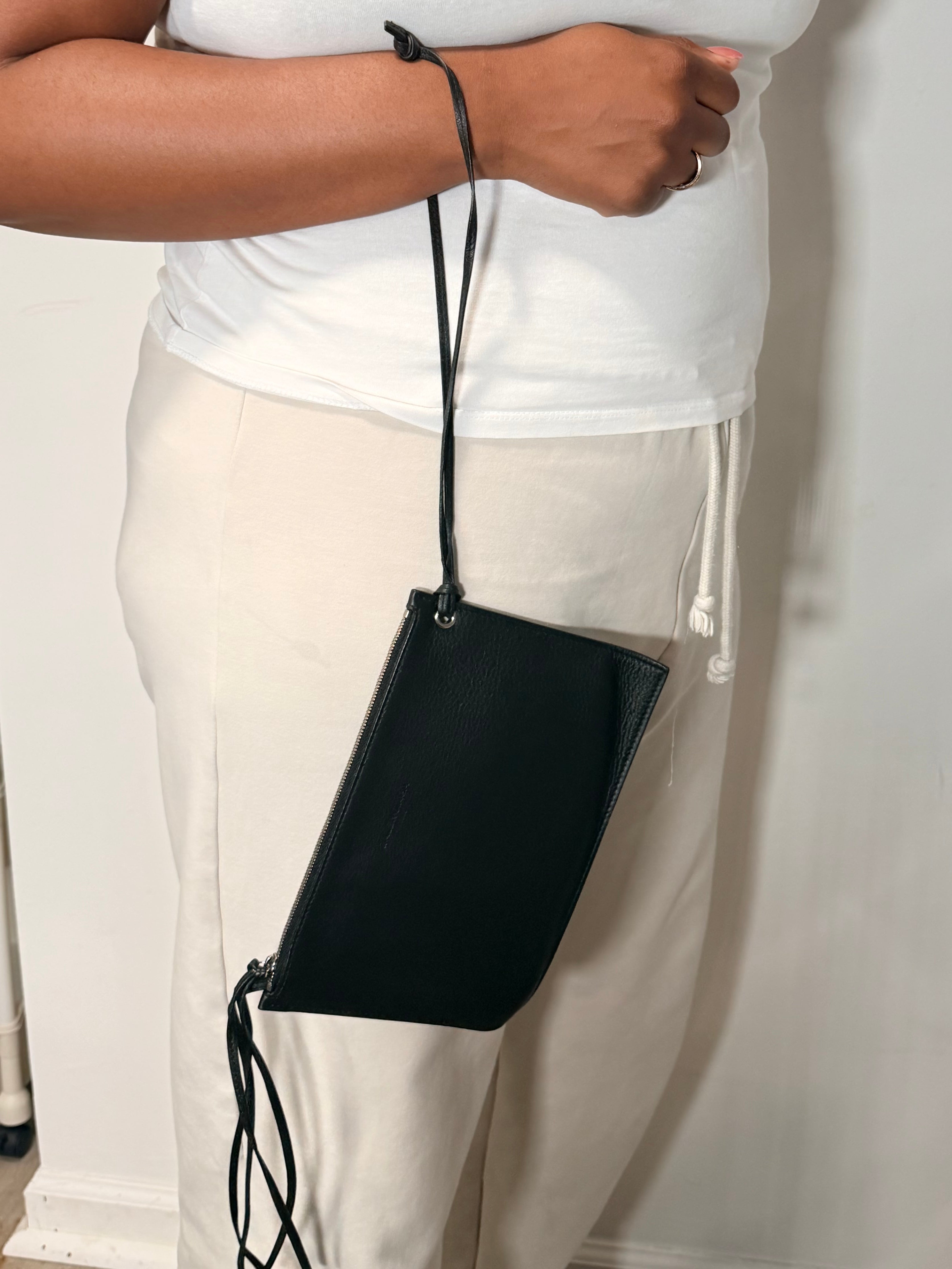 Balenciaga Leather Wristlet with Mirror – Black