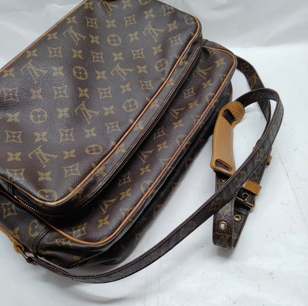 Louis Vuitton Monogram Nile GM Shoulder / Crossbody Bag