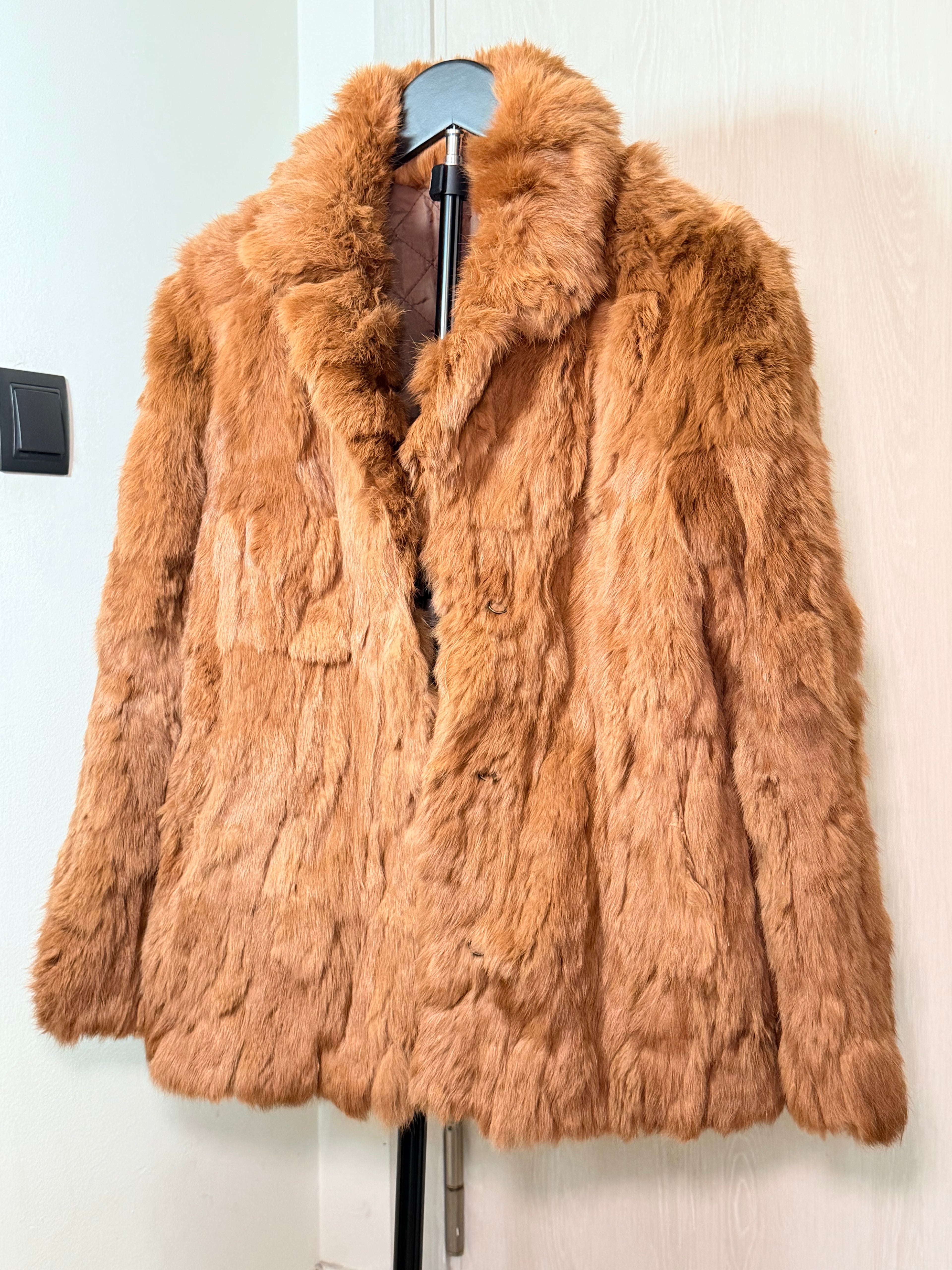 Vintage Real Fox Fur Coat – Warm Ginger Brown (Small / Medium)
