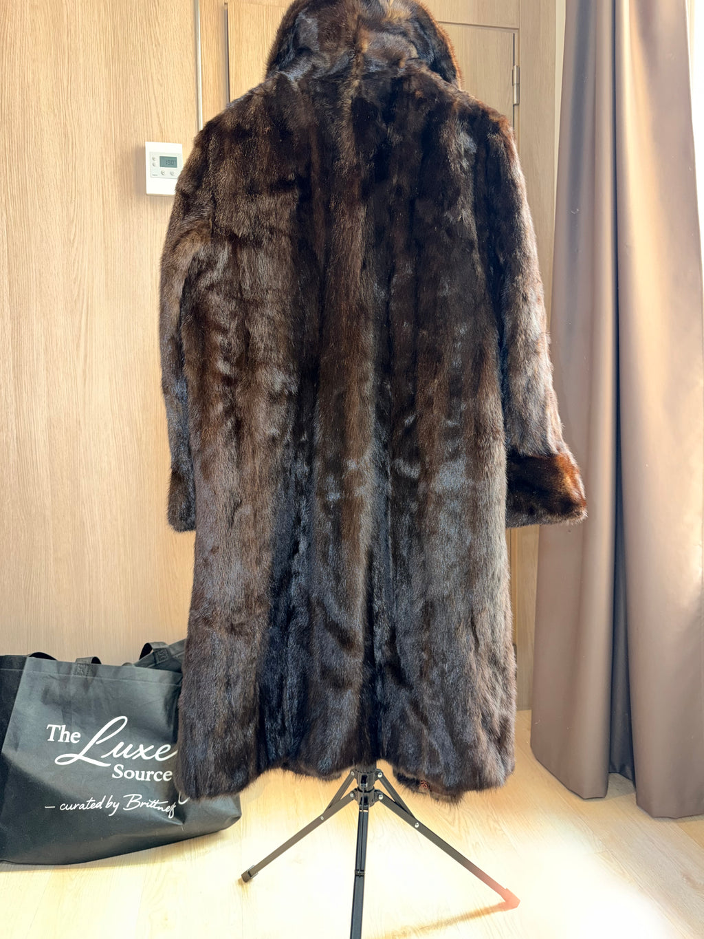 Vintage Dark Mahogany Mink Fur Coat – XL -018