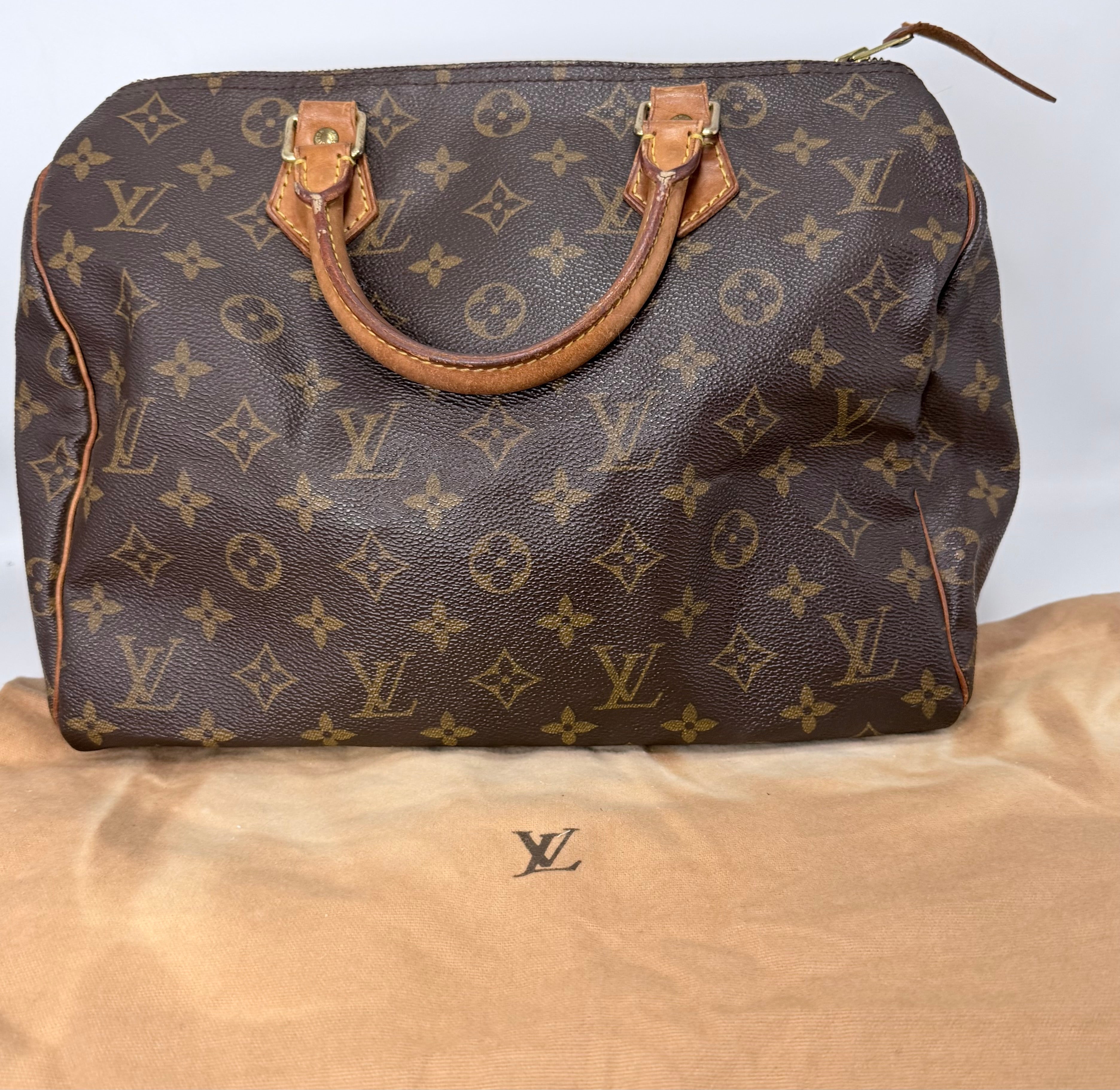 Louis Vuitton Speedy 30