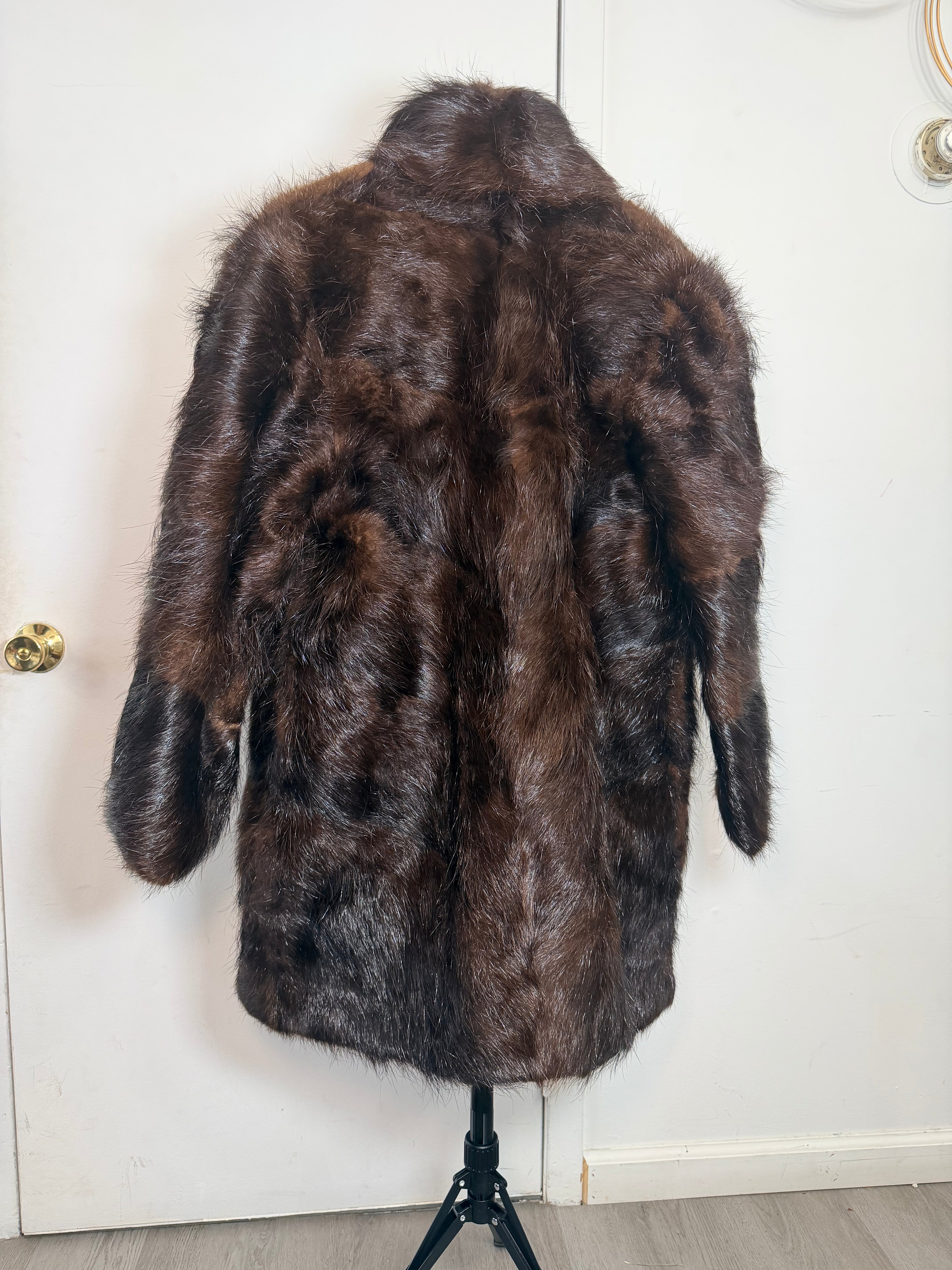 Vintage Dark Brown Nutria Fur Coat – Large 028