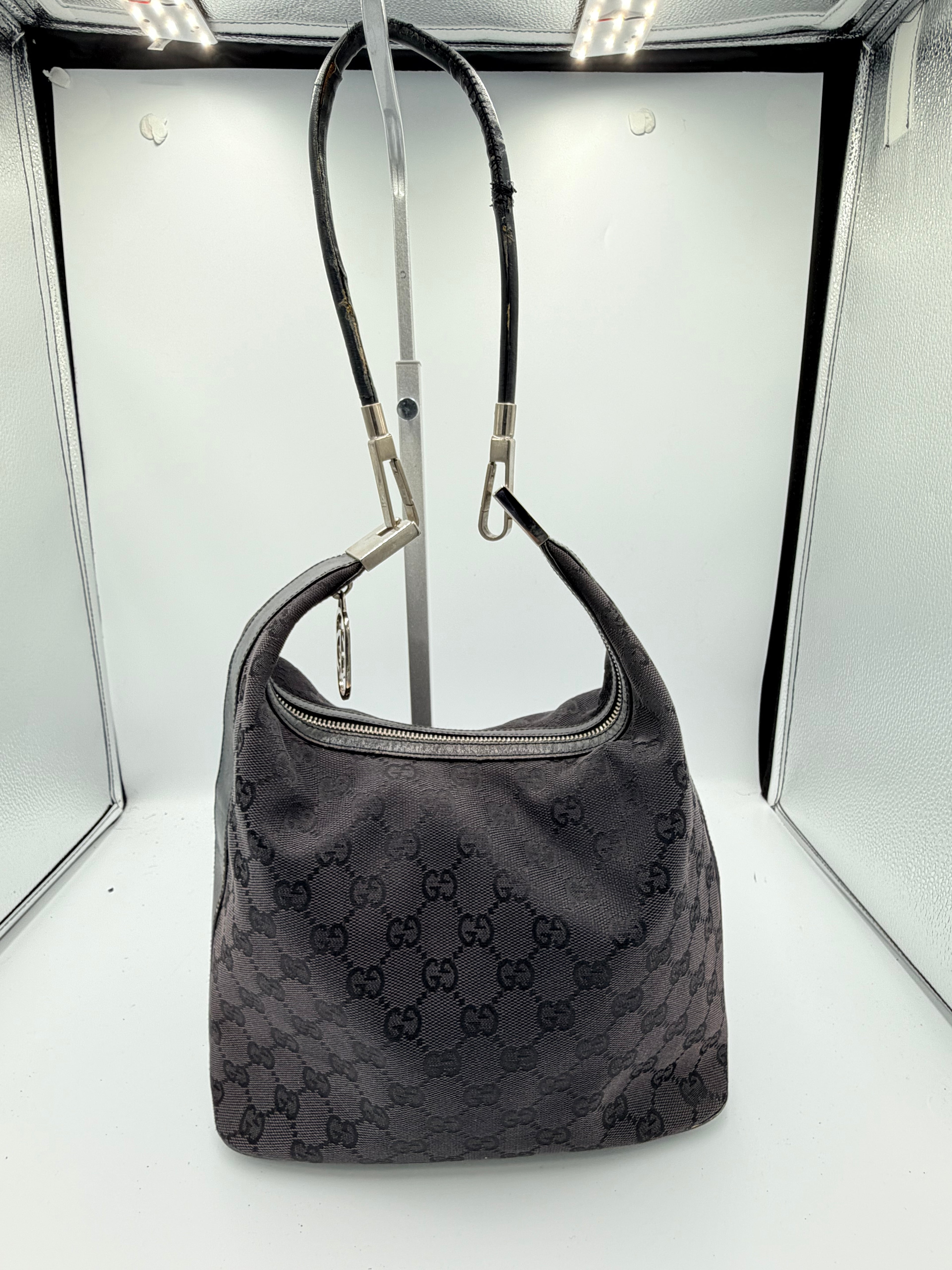 Gucci GG Canvas Shoulder Bag (Navy Blue)
