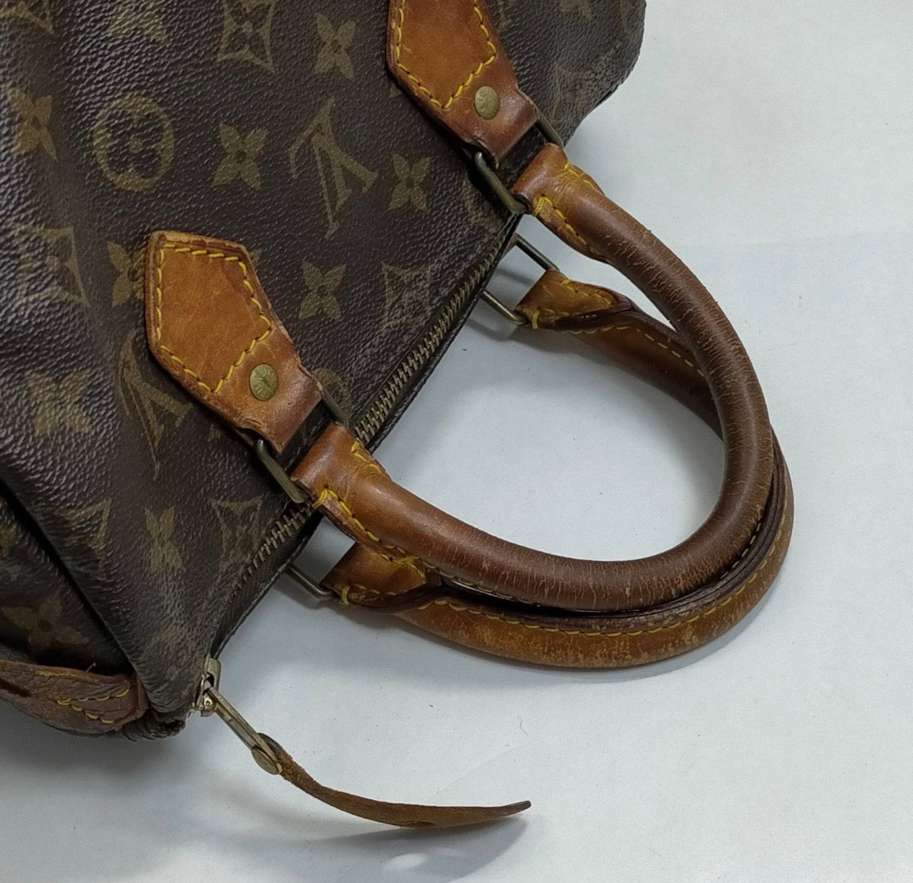 Louis Vuitton Monogram Speedy 25