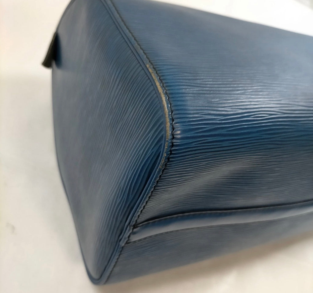 Louis Vuitton Epi Speedy 30 – Toledo Blue
