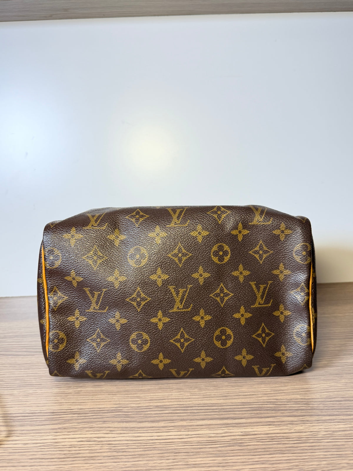 Louis Vuitton Monogram Speedy 25