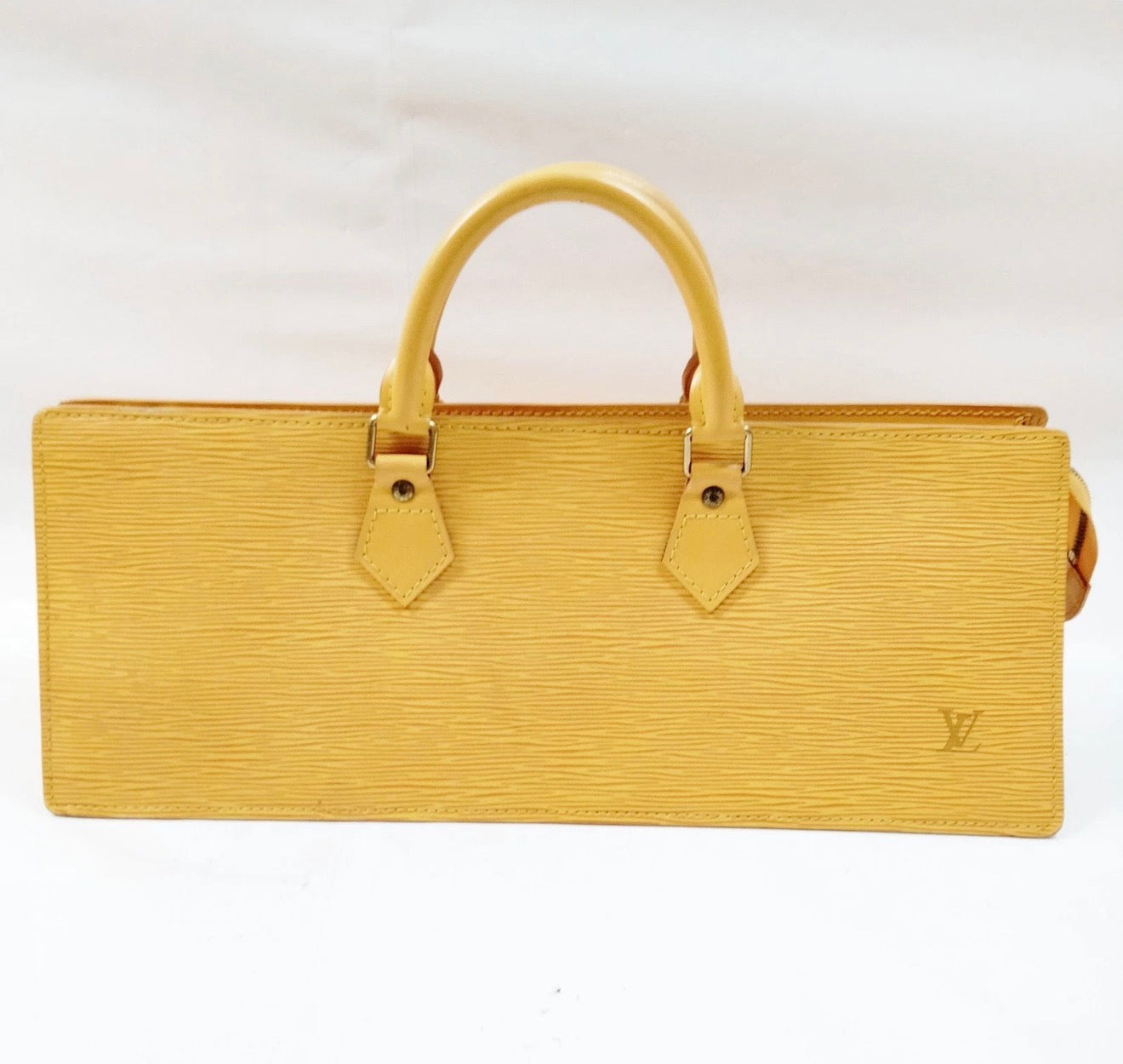 Louis Vuitton Sac Triangle – Yellow Epi