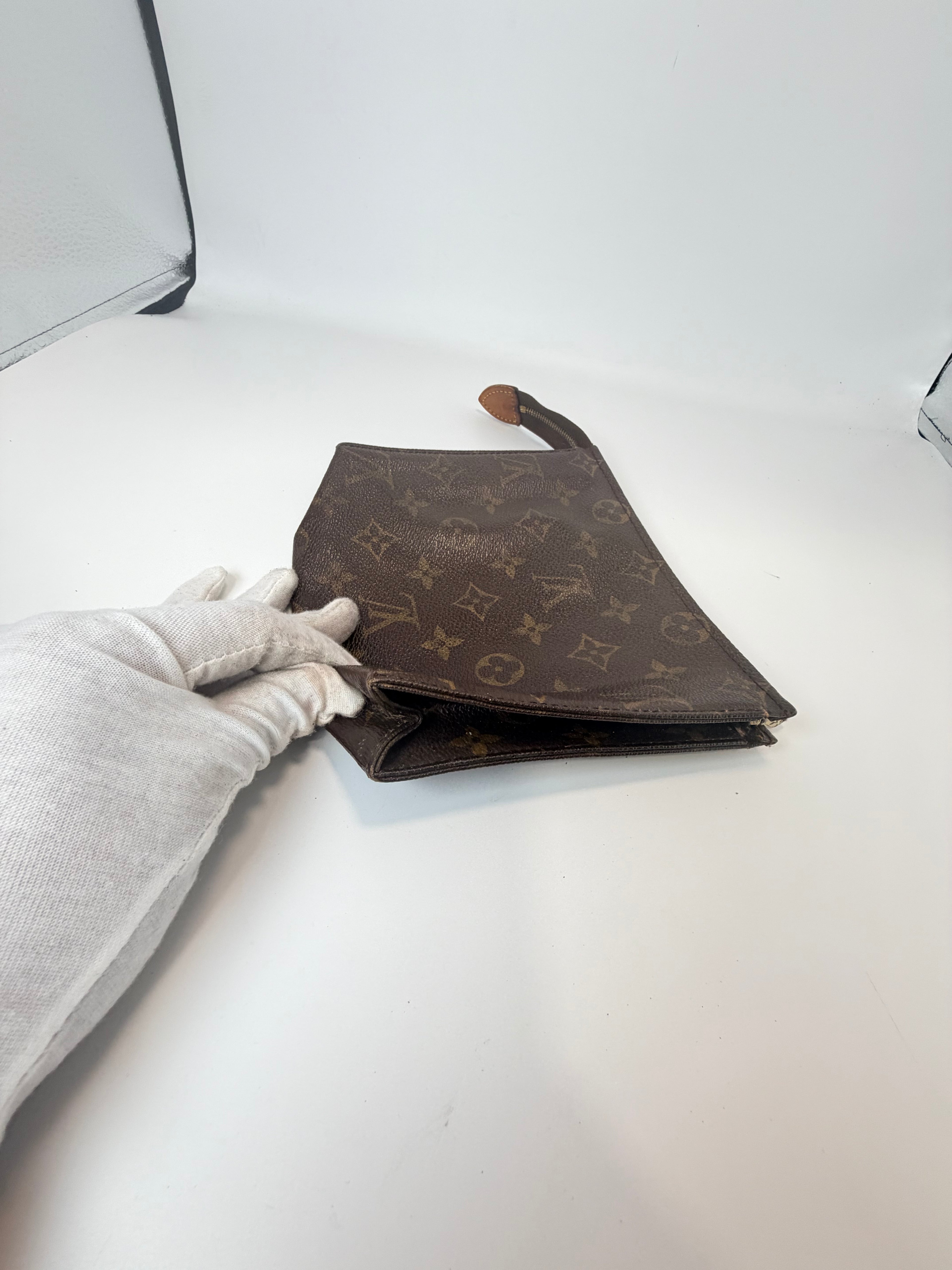 Louis Vuitton Monogram Toiletry Pouch 19