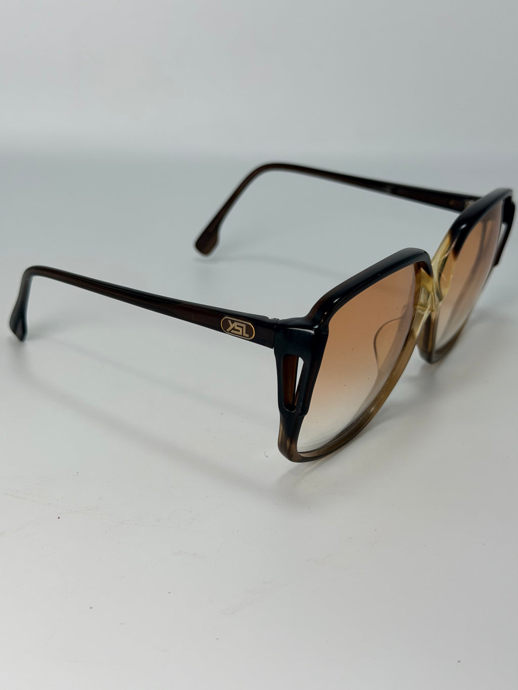Yves Saint Laurent (YSL) Oversized Sunglasses