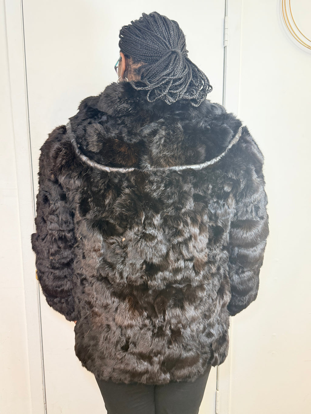 Vintage Mink Fur Coat with Leather Detail – Deep Brown (1X-2X)