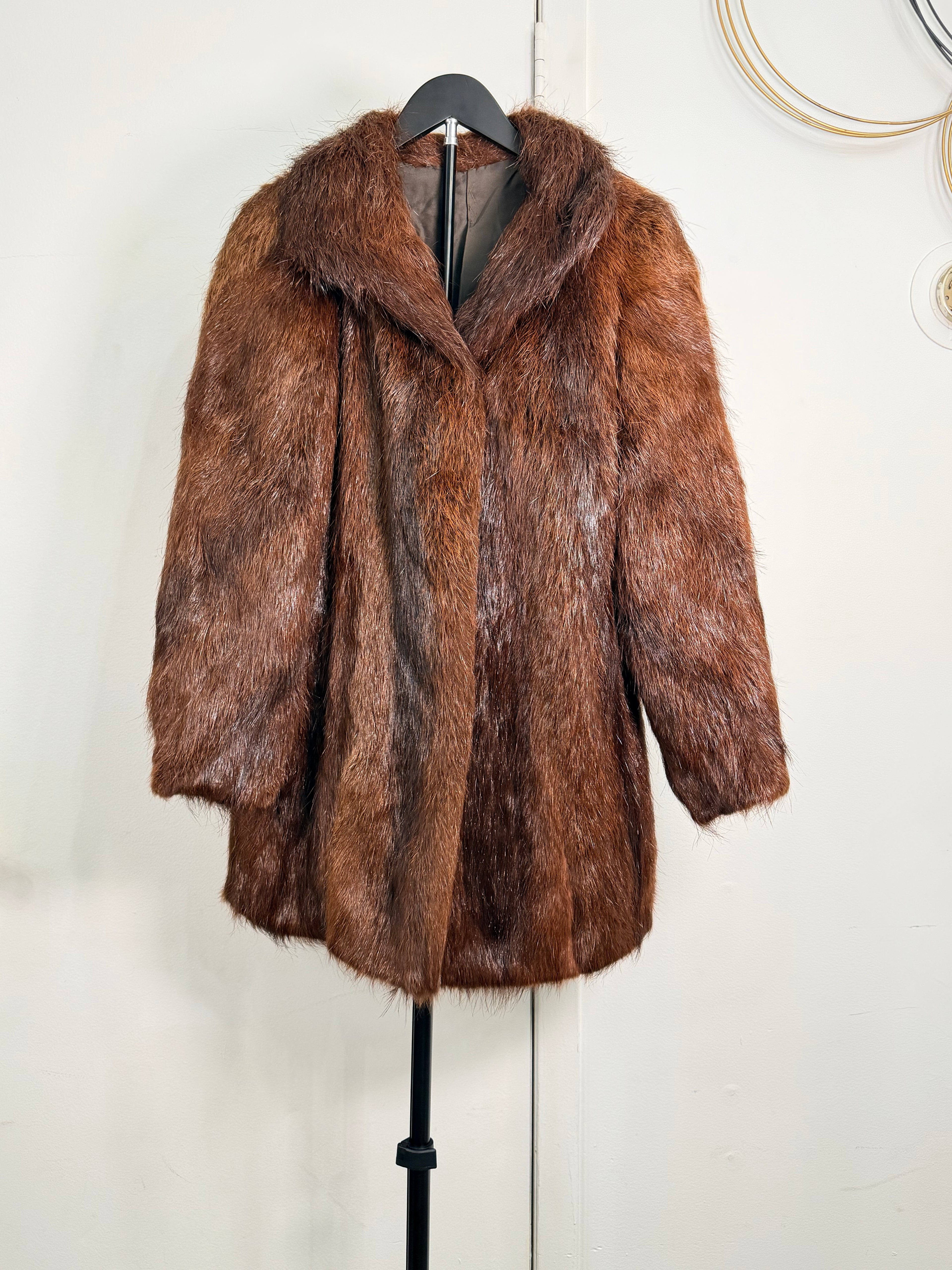 Vintage Real Beaver Fur Coat – Rich Chestnut Brown (Medium)