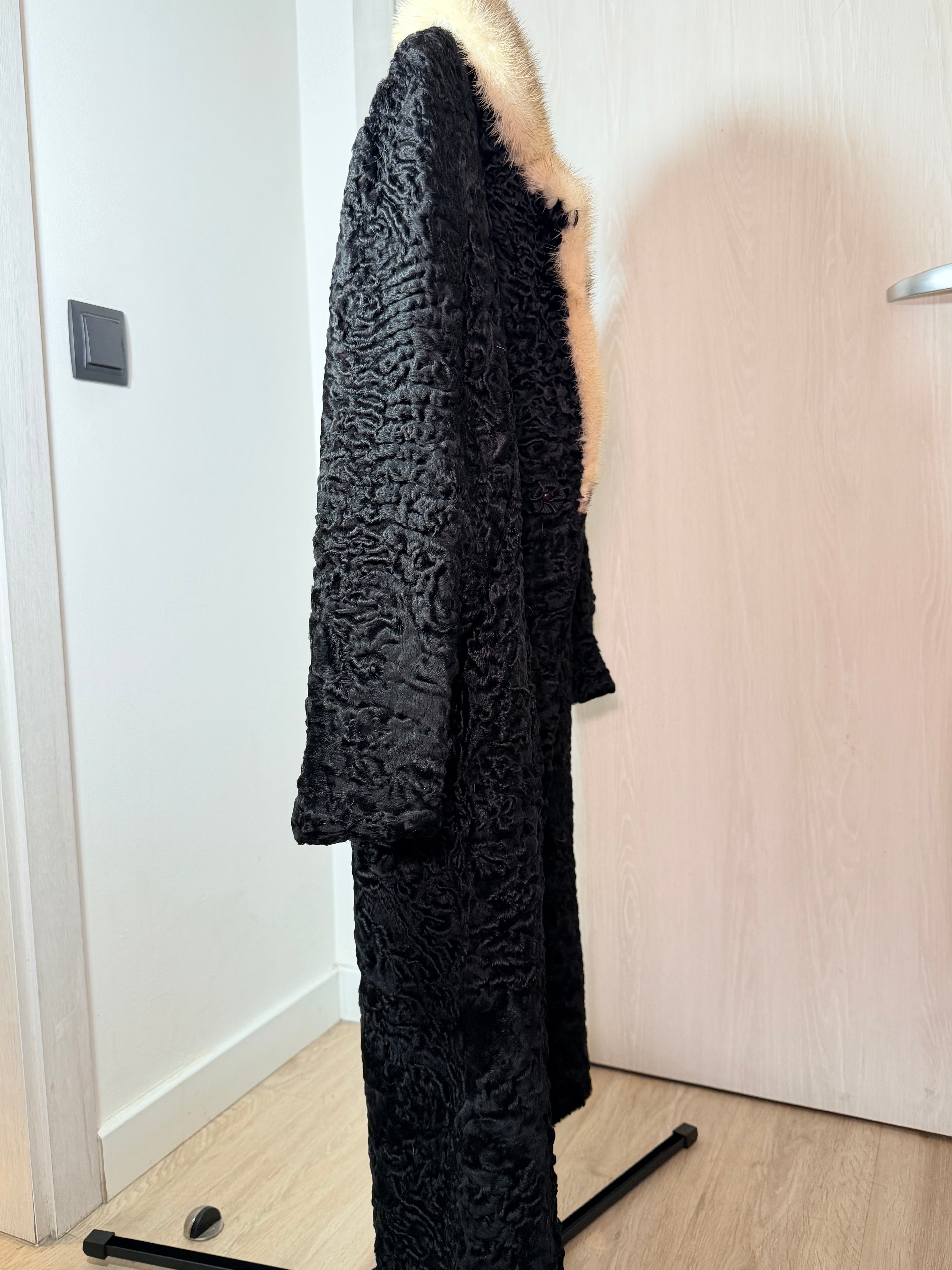 Vintage Persian Lamb Fur Coat with Mink Collar (Medium / Large)