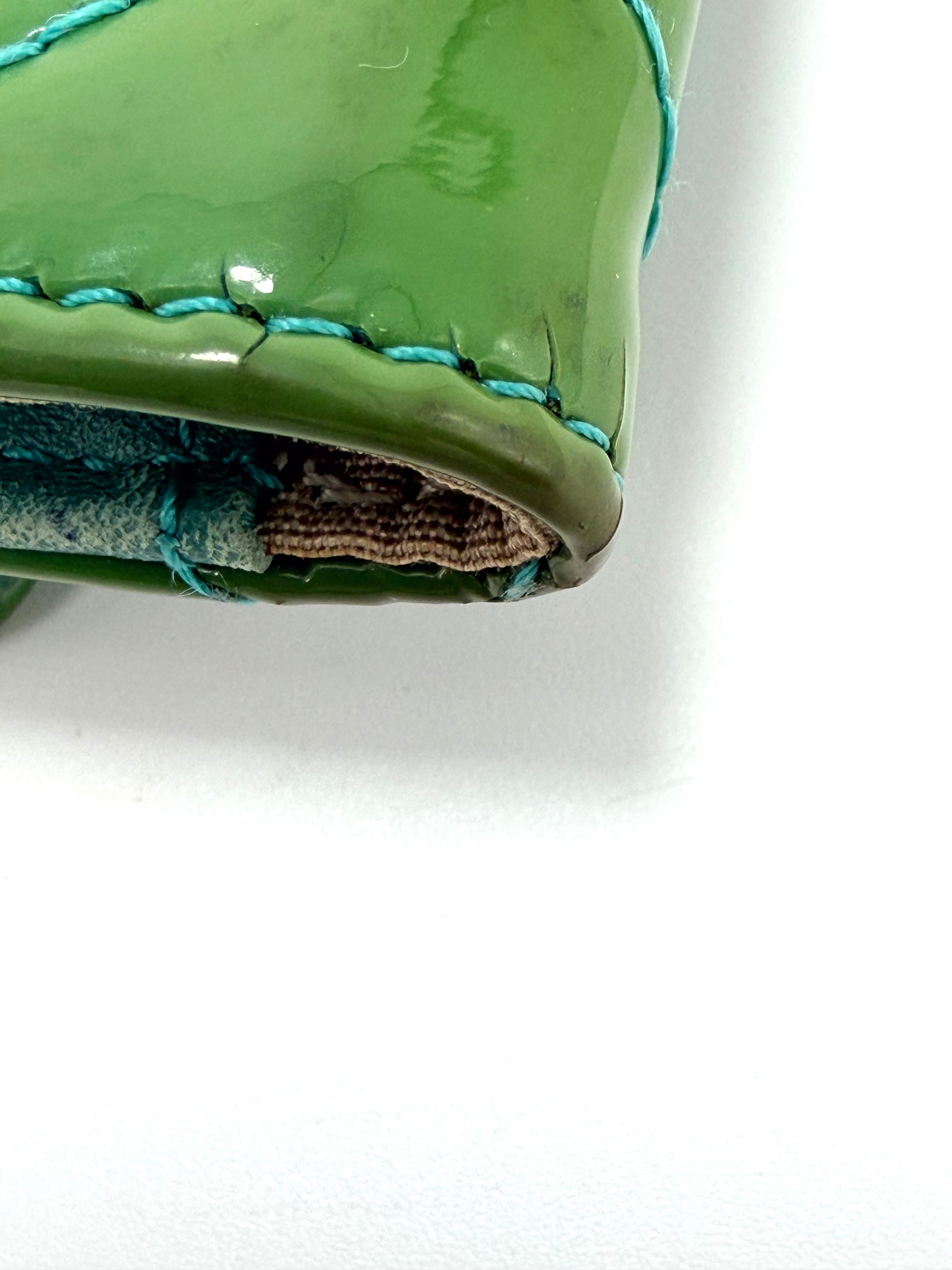 CHANEL Patent Leather Key Case / Wallet – Green with Silver CC Hardware