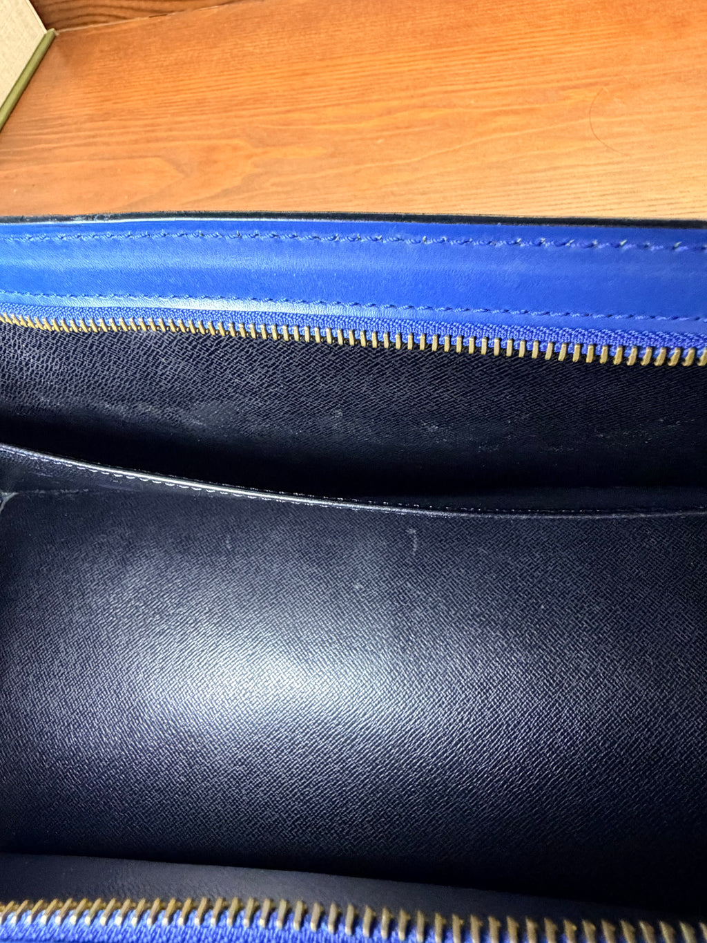 Louis Vuitton Vintage Sac Triangle – Toledo Blue Epi Leather