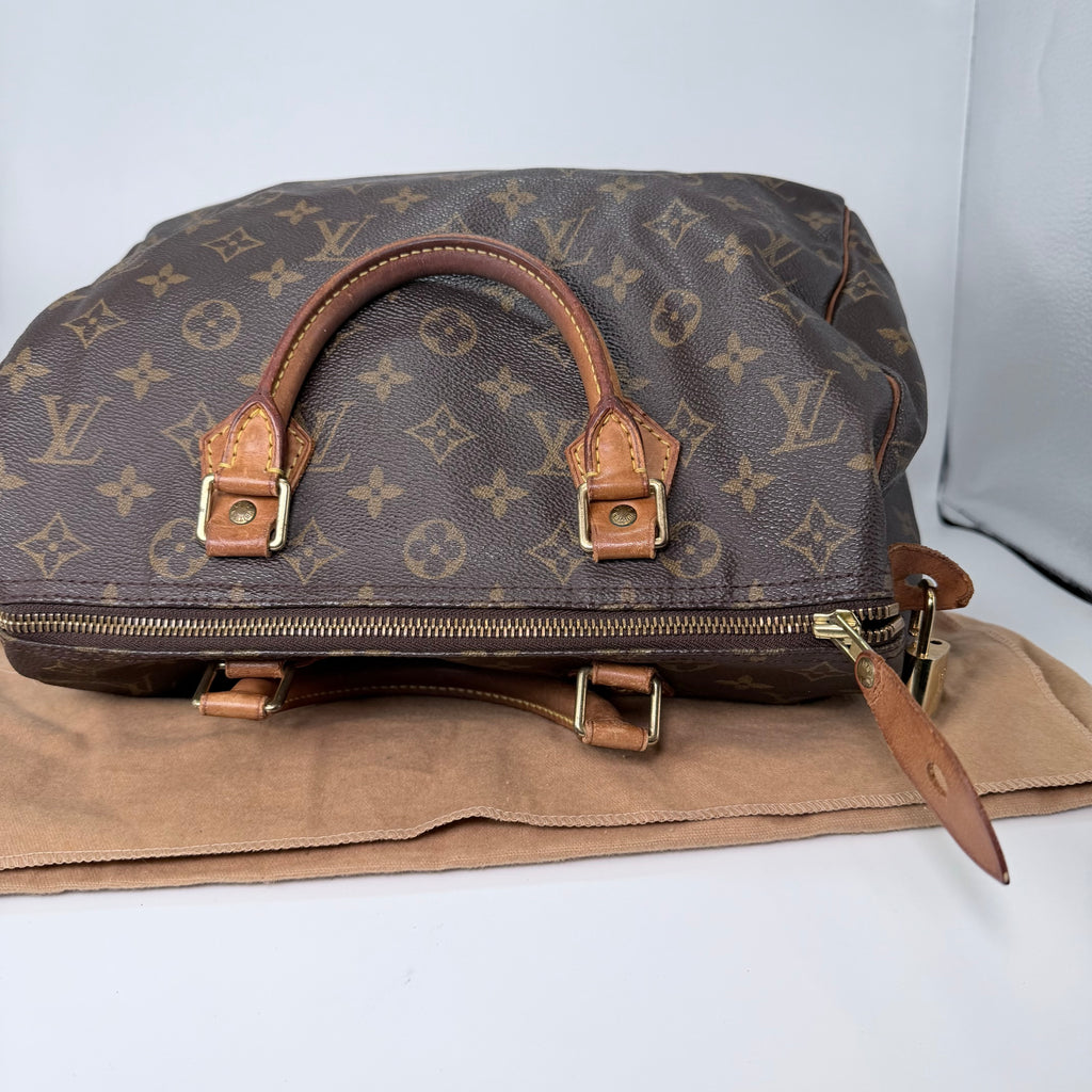Louis Vuitton Speedy 30
