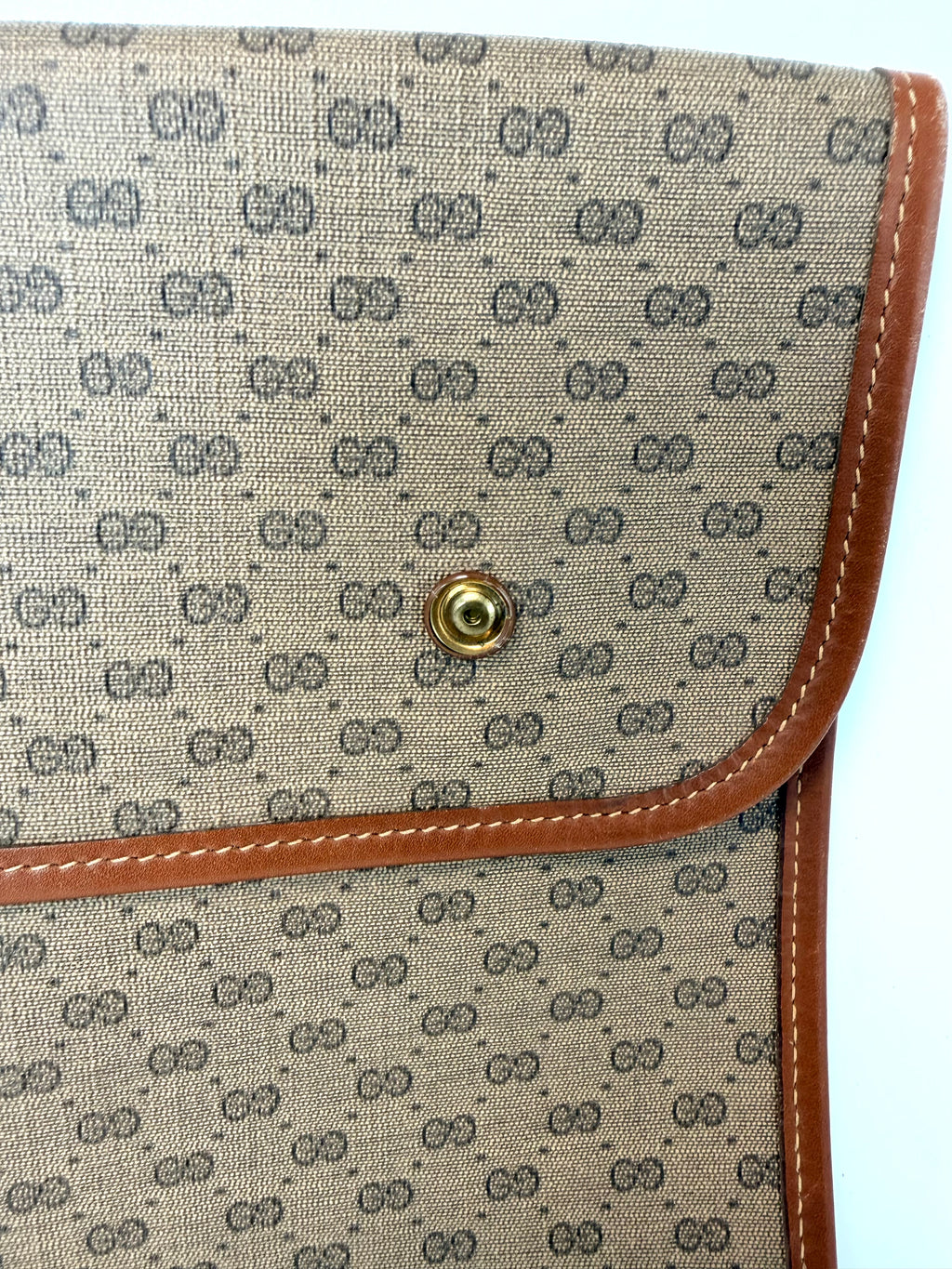 Gucci Document Case / Laptop Sleeve / Large Clutch – Vintage GG Canvas
