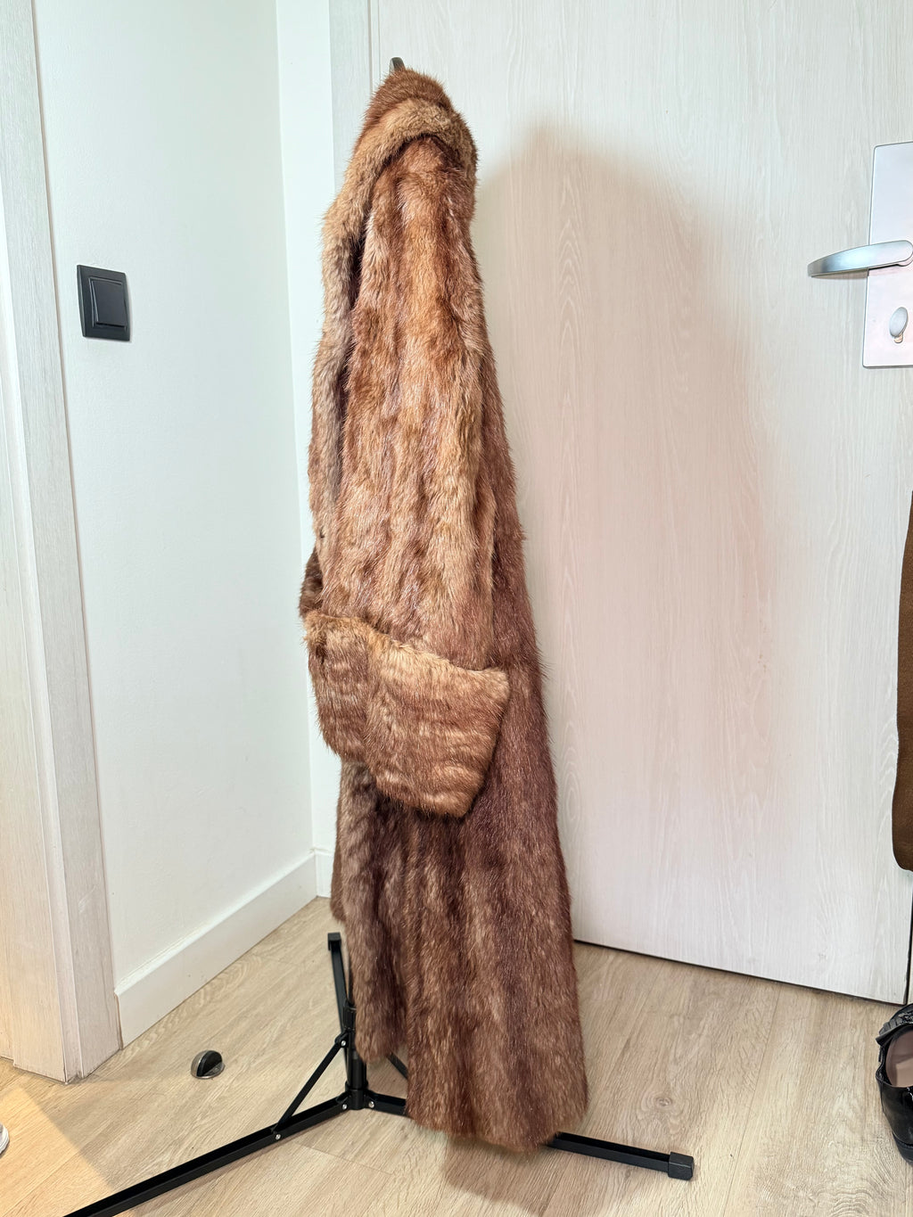 Vintage Real Mink Fur Full-Length Coat – Classic Brown Shawl Collar (Large / XL)