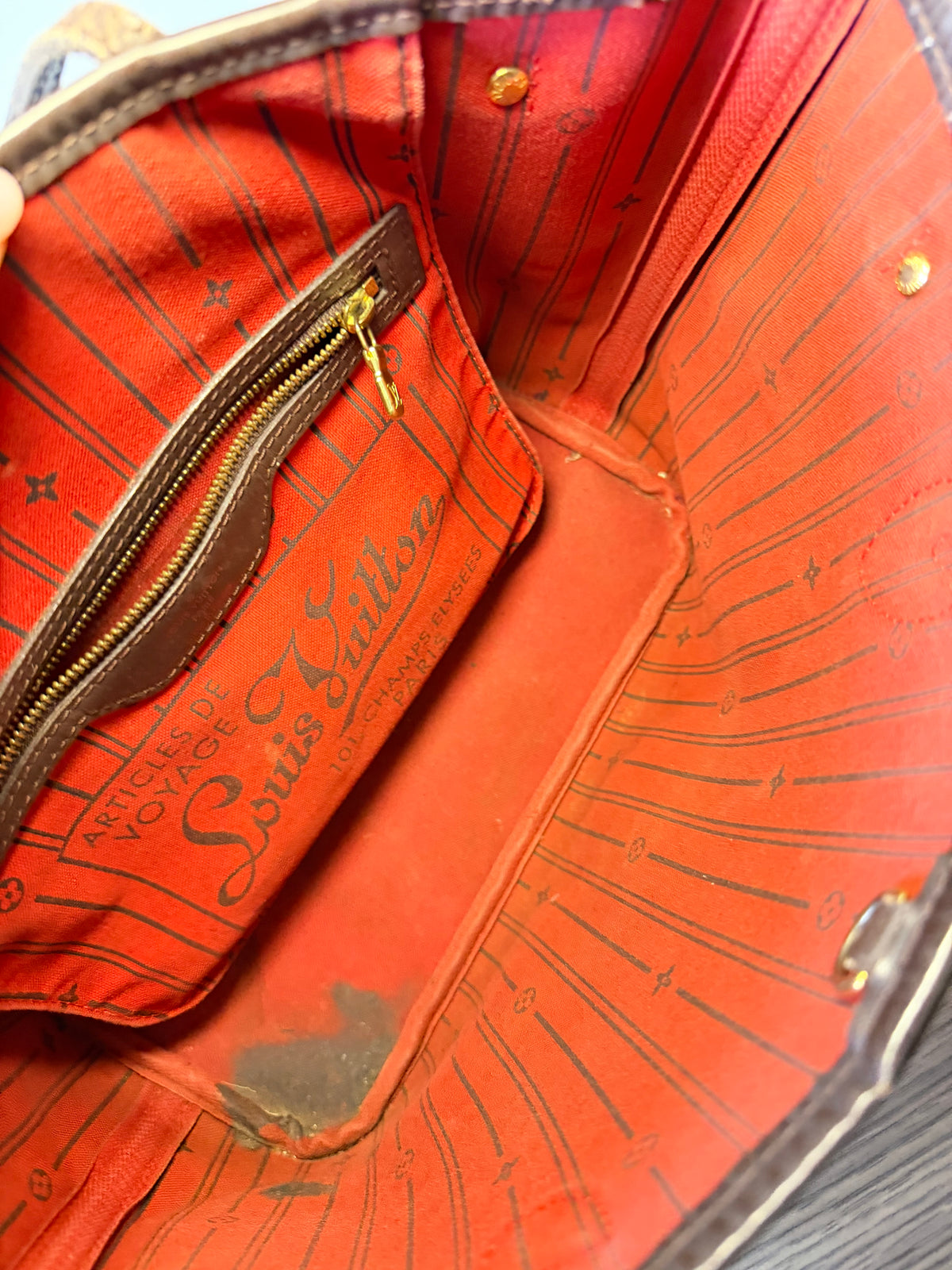 Louis Vuitton Damier Ebene Neverfull PM – Red Limited Edition Interior