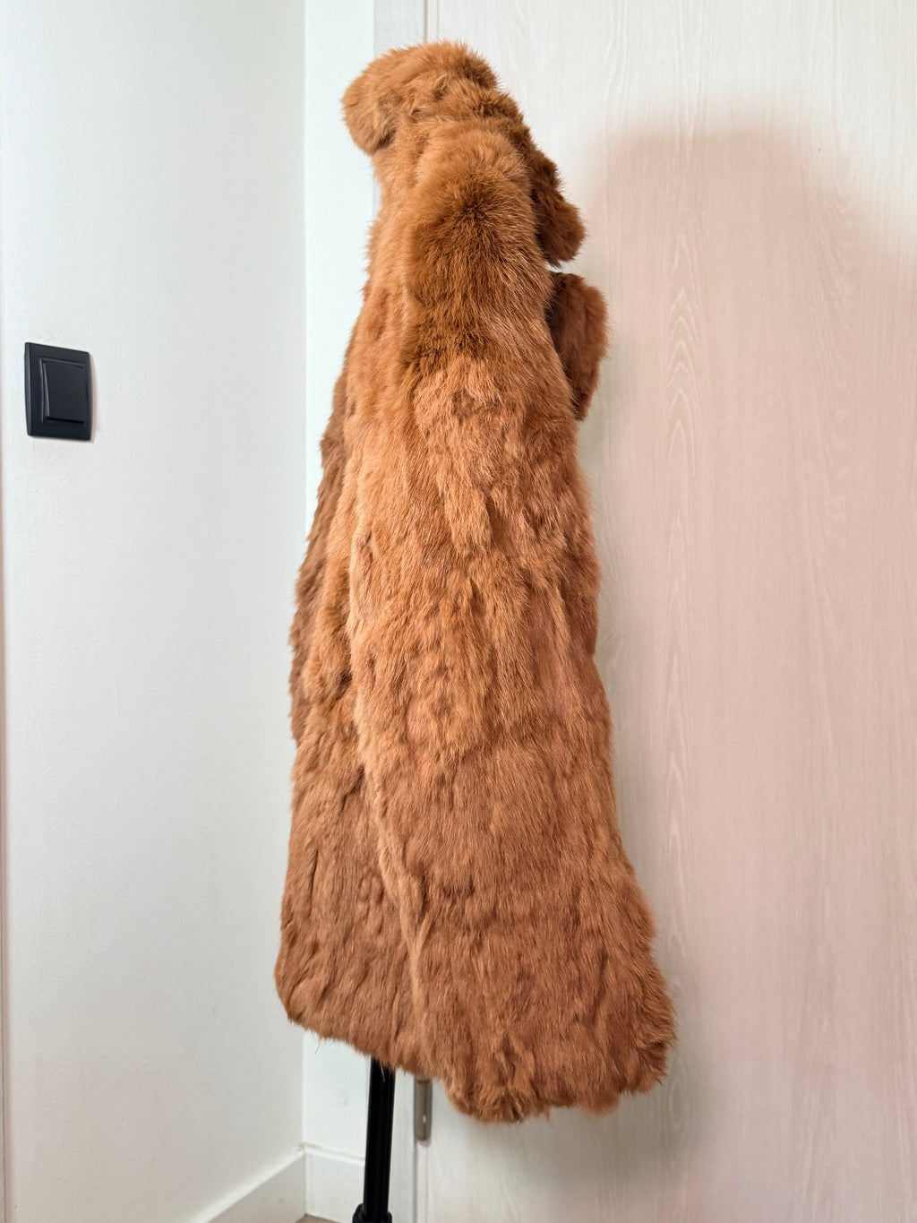 Vintage Real Fox Fur Coat – Warm Ginger Brown (Small / Medium)