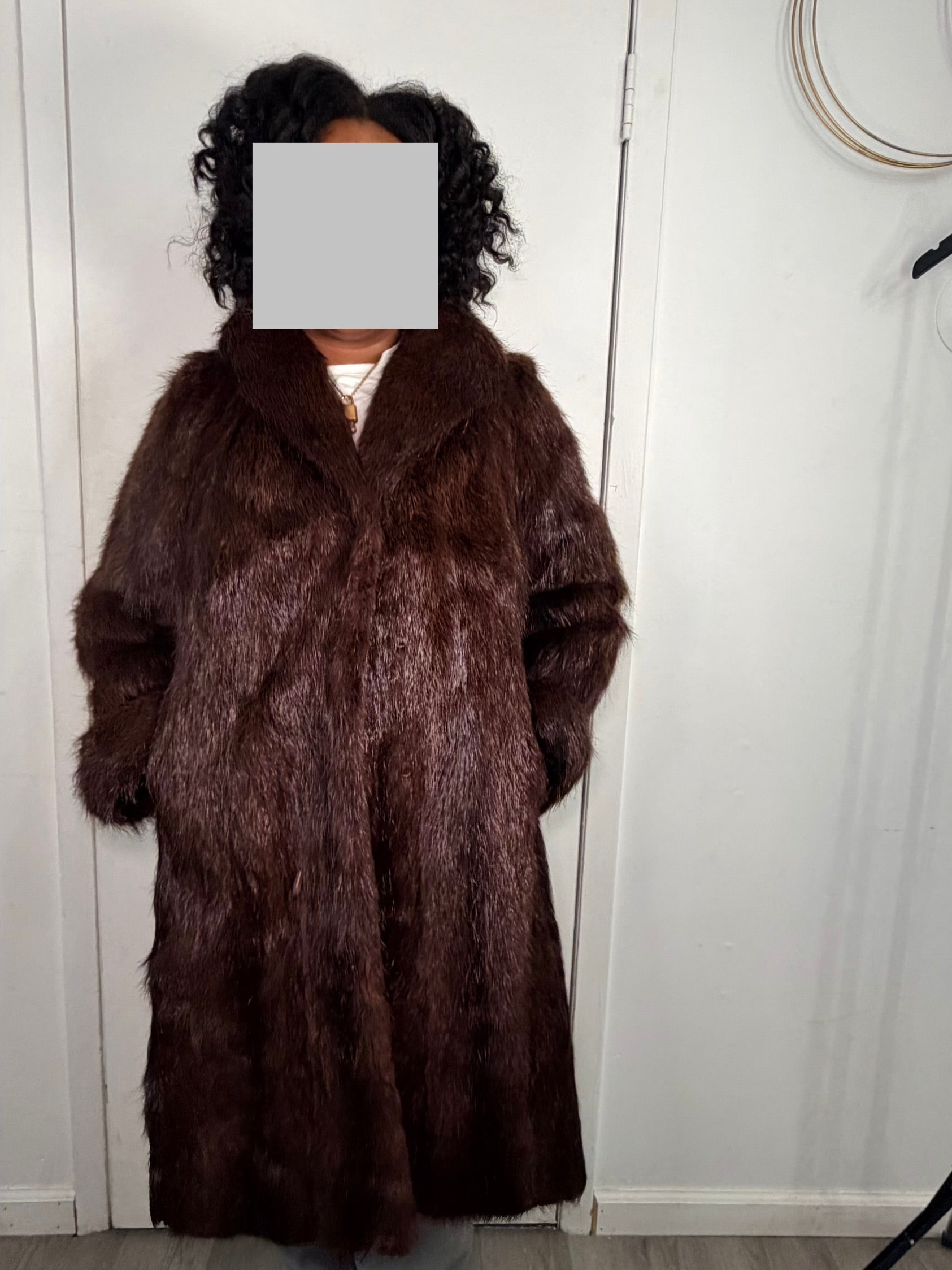 Vintage Mink Fur Coat – Chocolate Brown (Large)