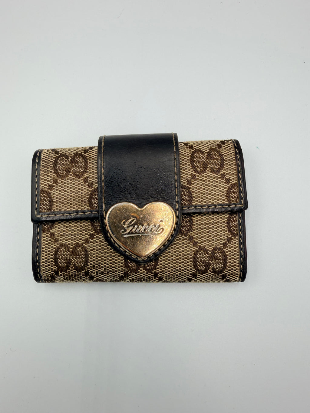 Gucci GG Canvas Heart Logo 6-Hook Key Case