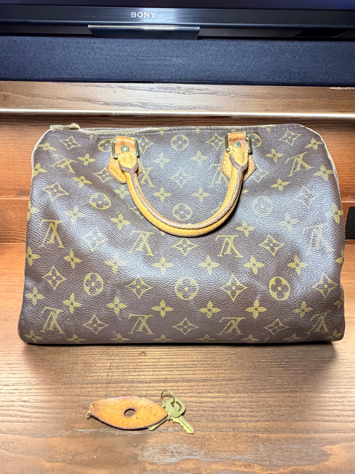 Louis Vuitton Monogram Speedy 30 with Lock and Key