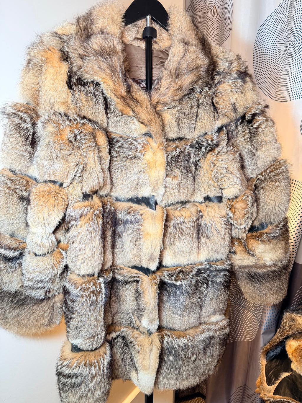 Vintage Real Red Fox Fur Coat – Golden / Crystal Fox Tones (L / XL)
